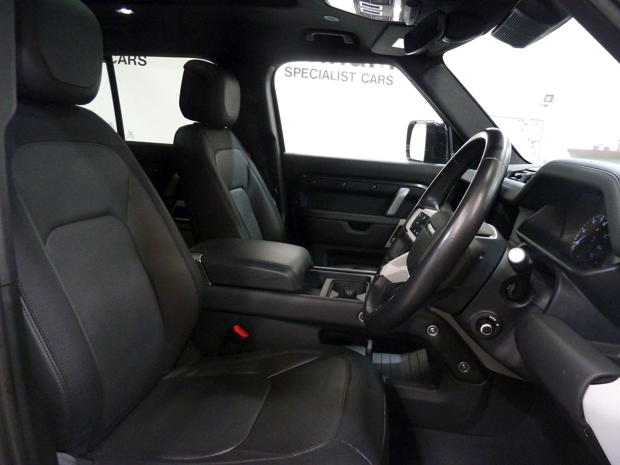 Land Rover Defender 130 3.0   X-Dynamic HSE   <br/><br/>HAWKE CARPATHIAN EDITION 130