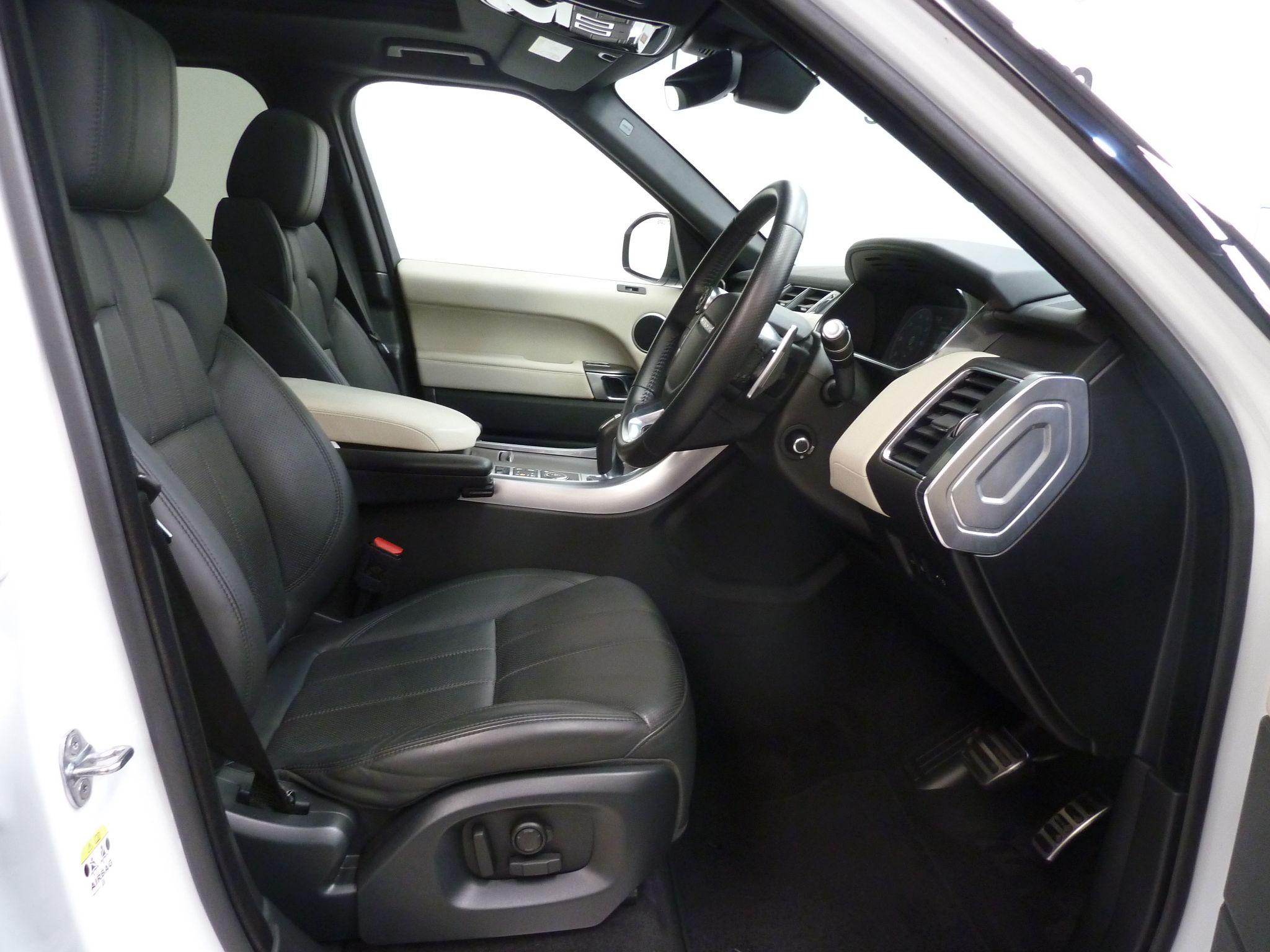 Land Rover Range Rover Sport 3.0 SD V6 HSE Dynamic   <br/><br/>PAN ROOF + AUTOBIOGRAPHY PACK