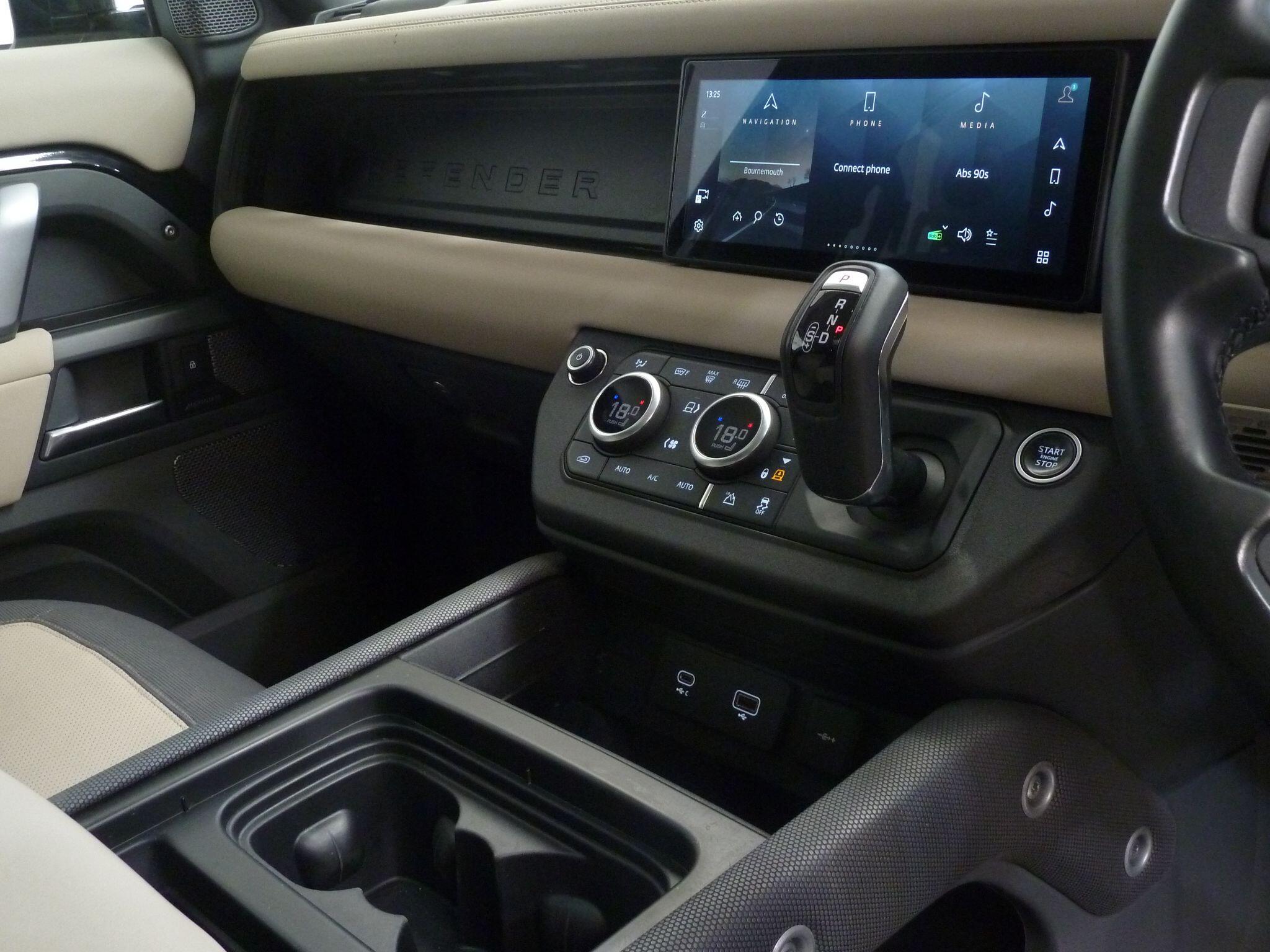 Land Rover Defender 110 2.0 P300 X-Dynamic S SUV  Petrol   (300 ps)<br/><br/>HAWKE BLACK EDITION