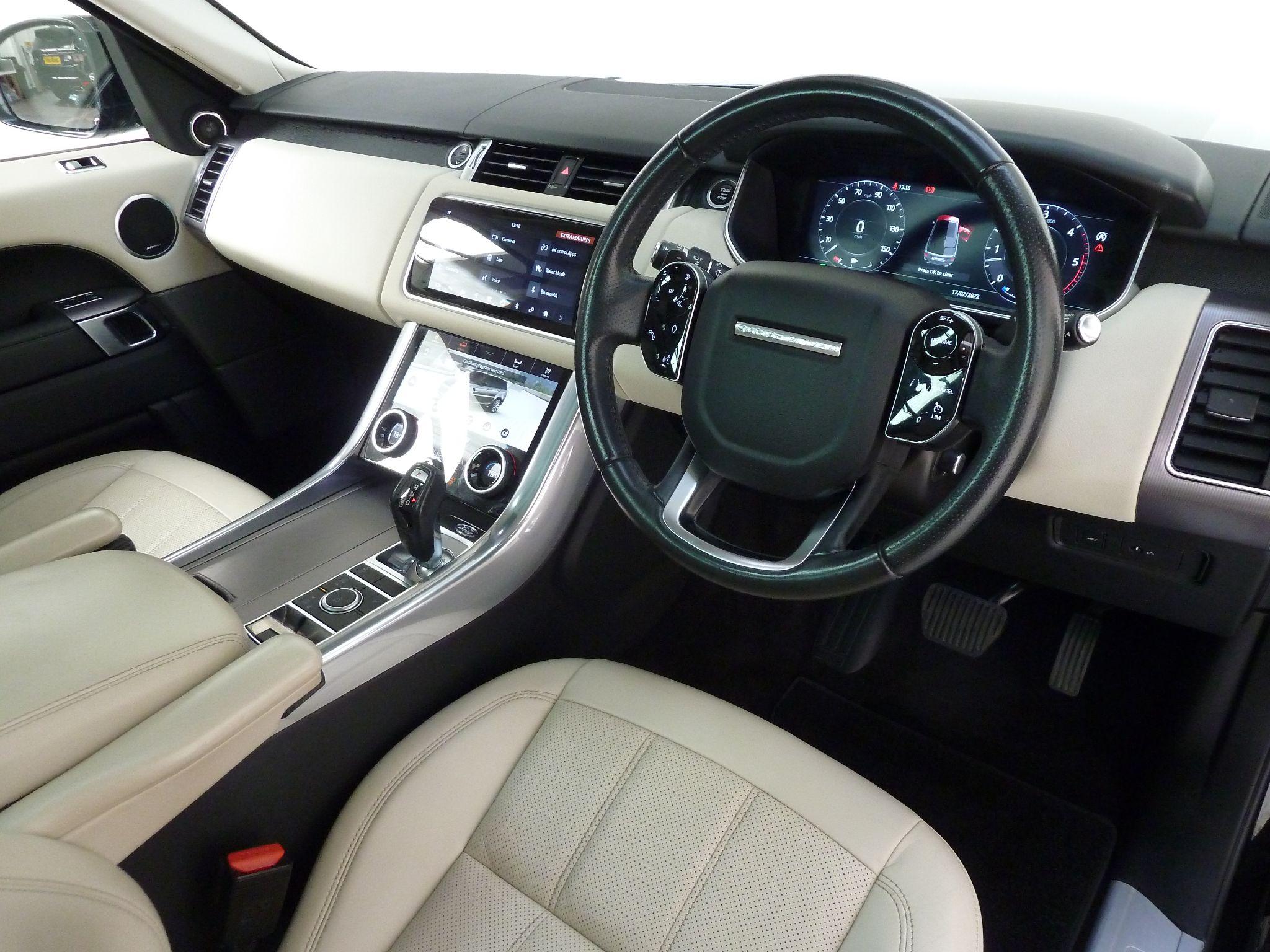 Land Rover Range Rover Sport 3.0   HSE   <br/><br/>AUTOBIOGRAPHY DESIGN PACKAGE