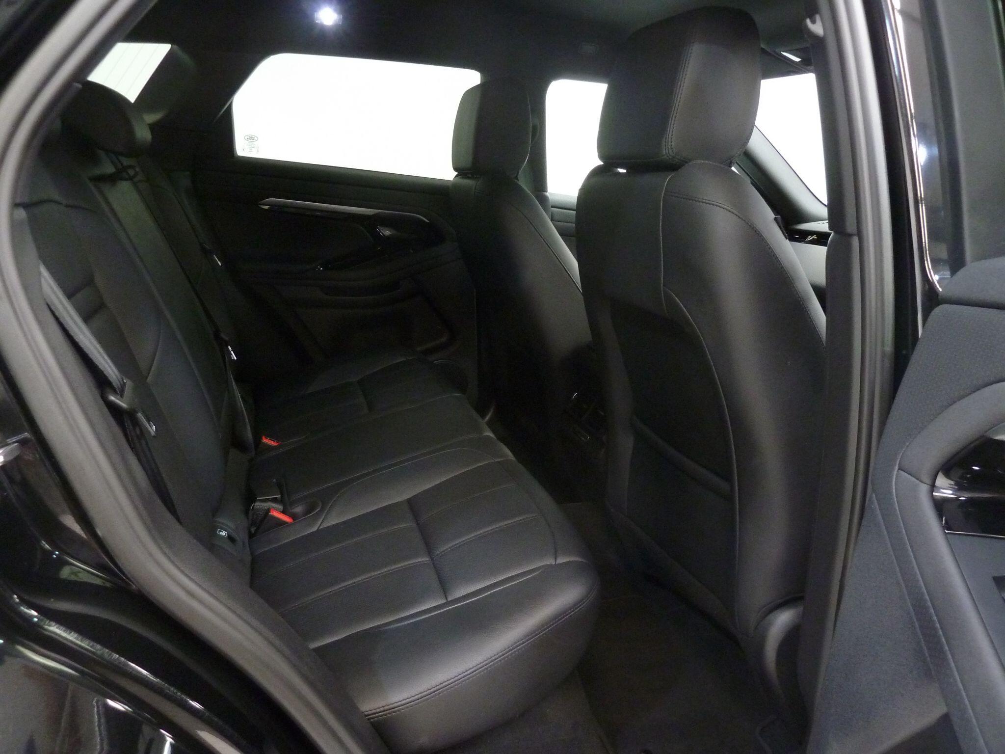 Land Rover Range Rover Evoque 1.5 P300e 12.2kWh R-Dynamic S   <br/><br/>BLACK STYLING PACKAGE