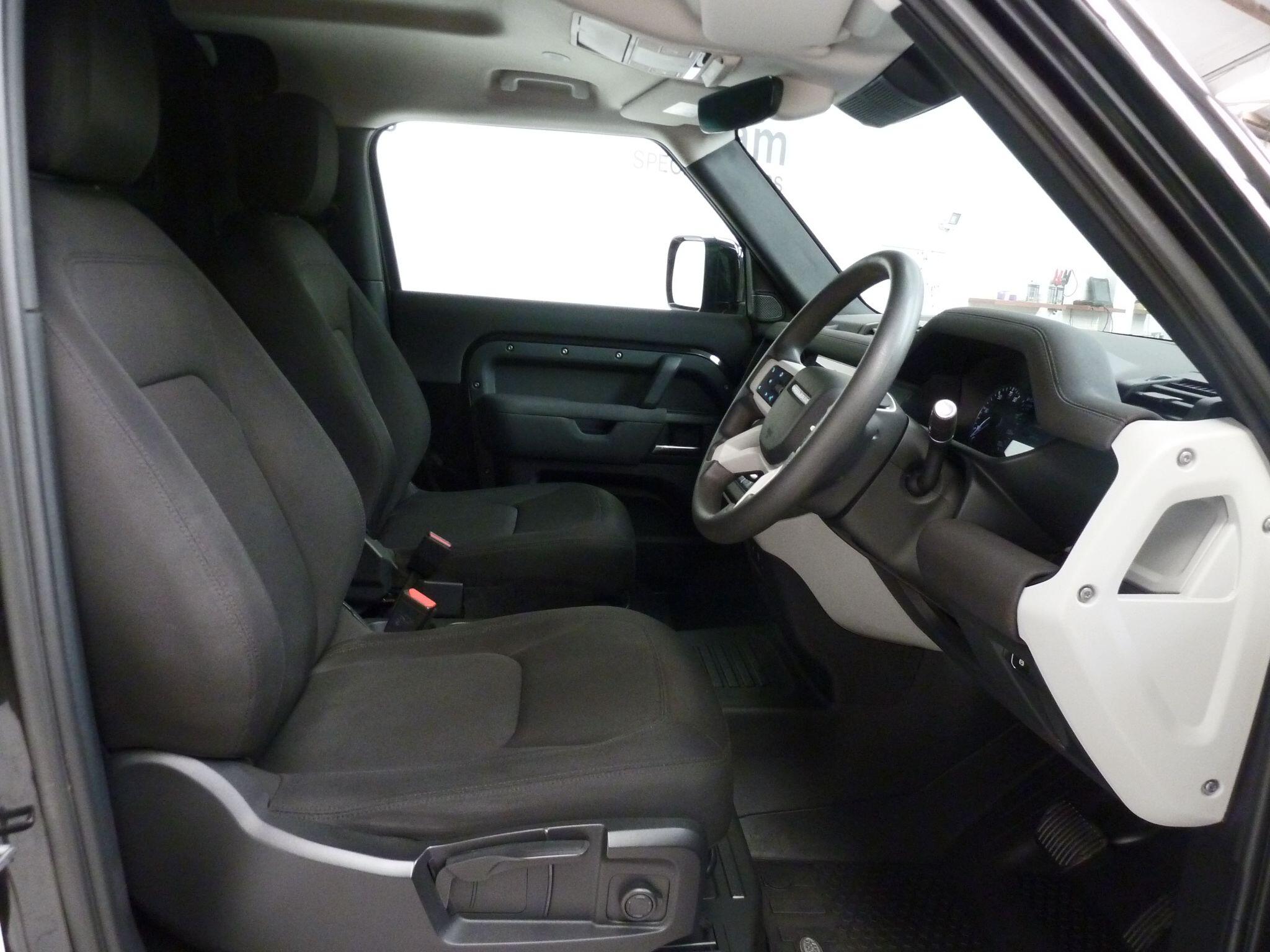 Land Rover Defender 90 3.0 D250  Hard Top SUV SWB   <br/><br/>HARD TOP 34,990 PLUS VAT