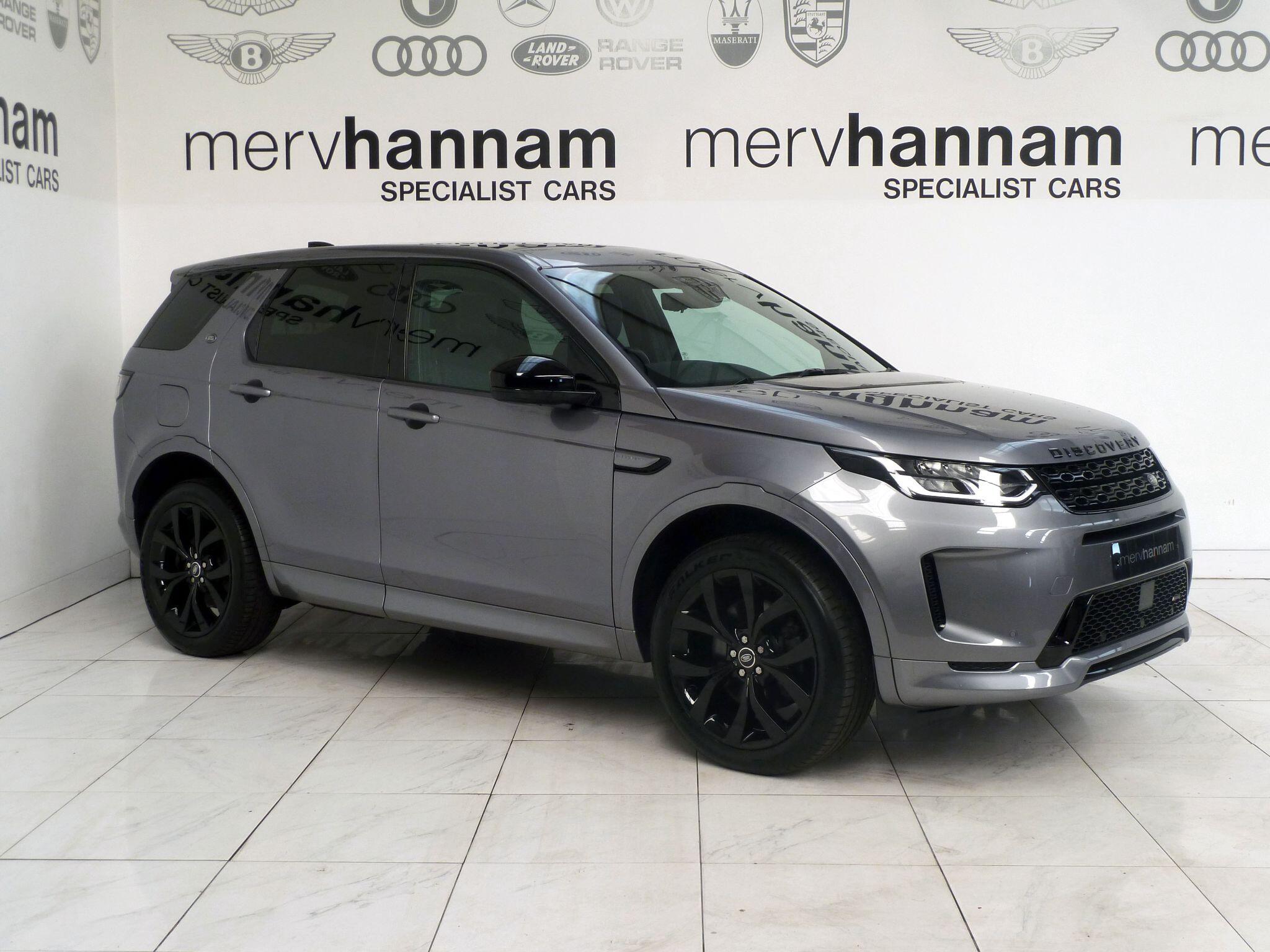 Land Rover Discovery Sport 1.5 P300e 12.2kWh Urban Edition   <br/><br/>PAN ROOF + BLACK PACK
