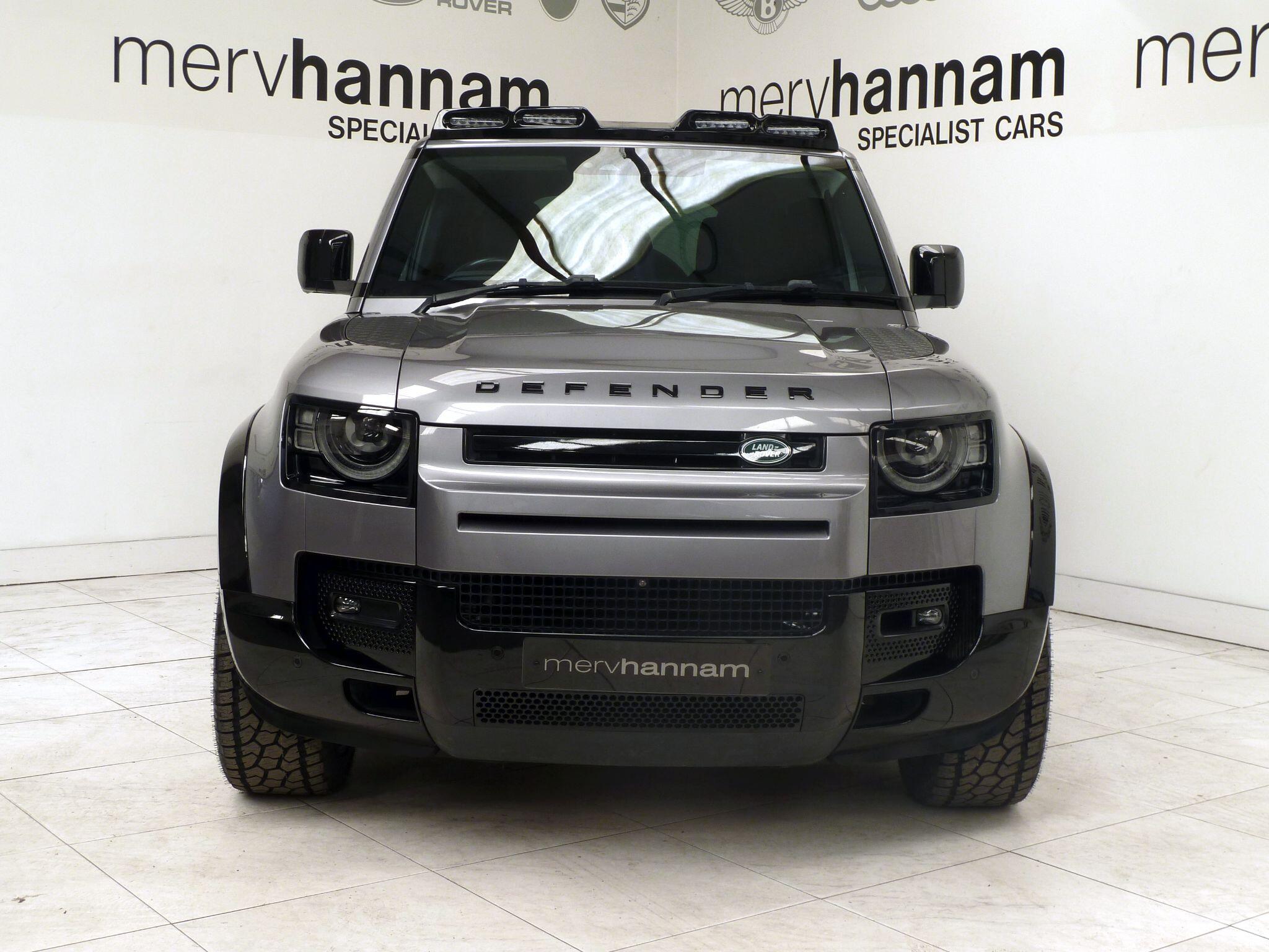 Land Rover Defender 110 3.0 D250  SE   <br/><br/>HAWKE EIGER EDITION