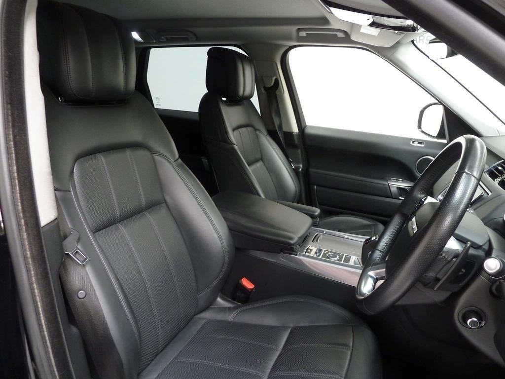 Land Rover Range Rover Sport 3.0 SD V6 HSE Dynamic   <br/><br/>AUTOBIOGRAPHY DESIGN PACKAGE