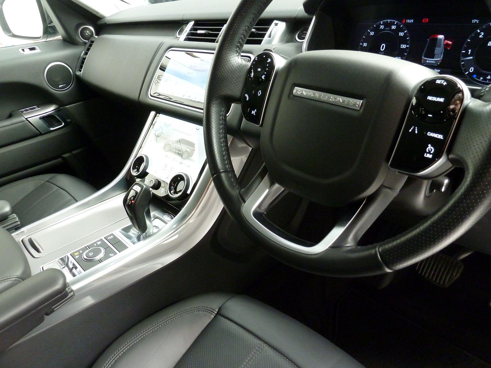 Land Rover Range Rover Sport 3.0 D250  HSE   <br/><br/>SORRY NOW SOLD