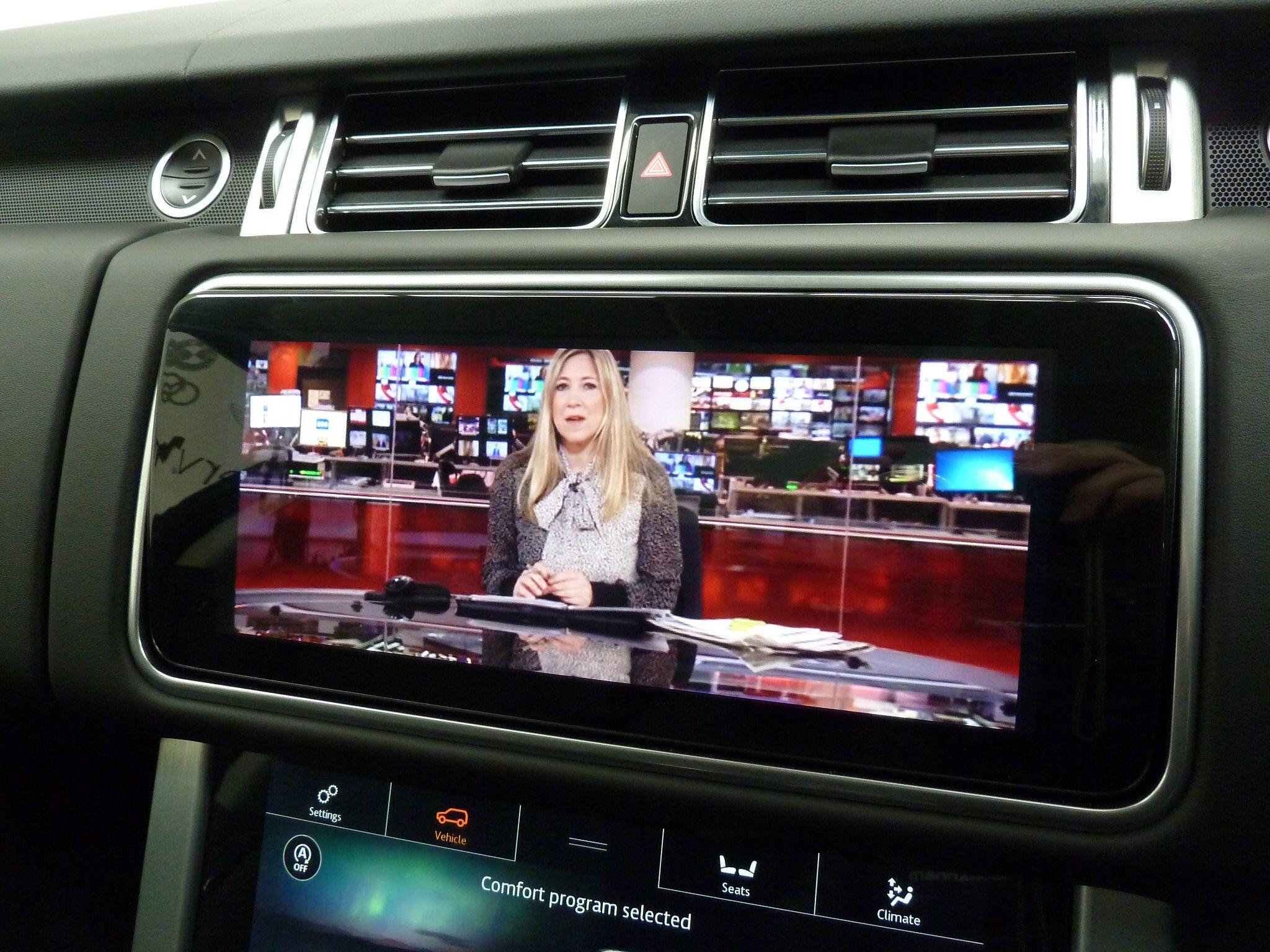 Land Rover Range Rover 3.0   Westminster Black   <br/><br/>SLIDING PAN ROOF + BLACK PACK