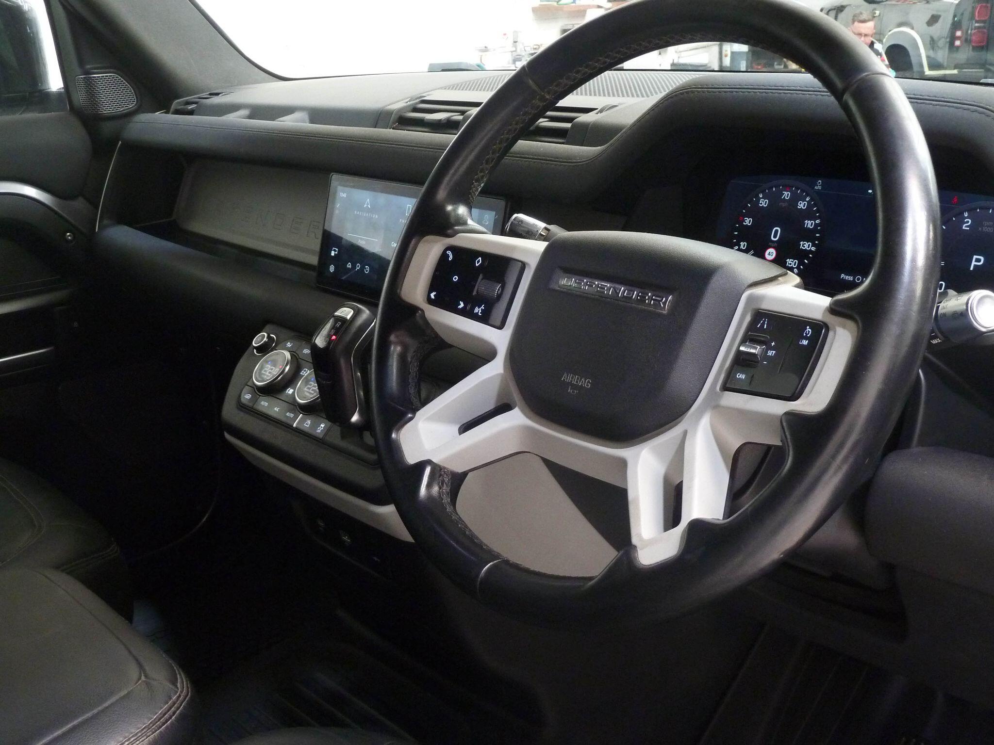 Land Rover Defender 90 3.0 D200  Hard Top SUV SWB   <br/><br/>OVERLAND EDITION 37990 +VAT