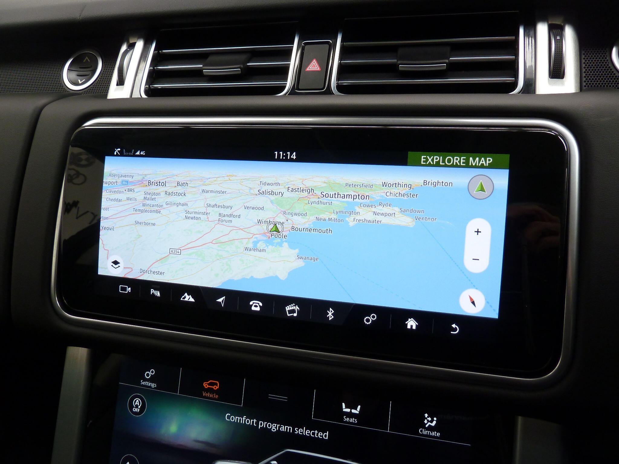 Land Rover Range Rover 3.0   Westminster Black   <br/><br/>SLIDING PAN ROOF + BLACK PACK