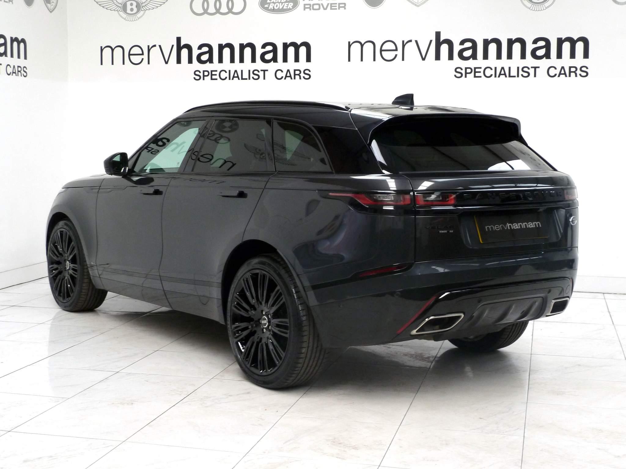 Land Rover Range Rover Velar 3.0   R-Dynamic SE   <br/><br/>PAN ROOF+ AIR SUSP+ BLACK PACK