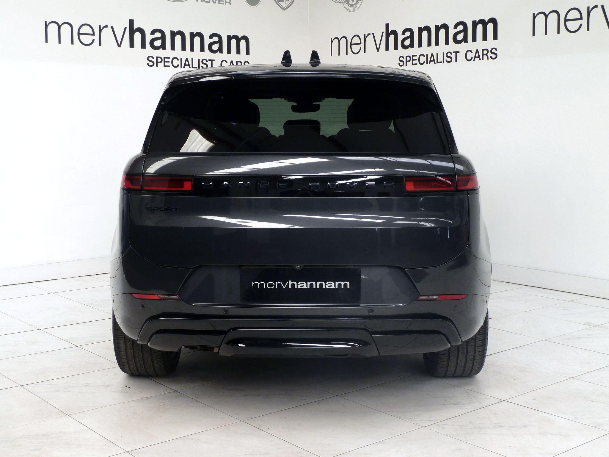 Land Rover Range Rover Sport 3.0   Dynamic SE   <br/><br/>SLIDING PAN ROOF + BLACK PACK