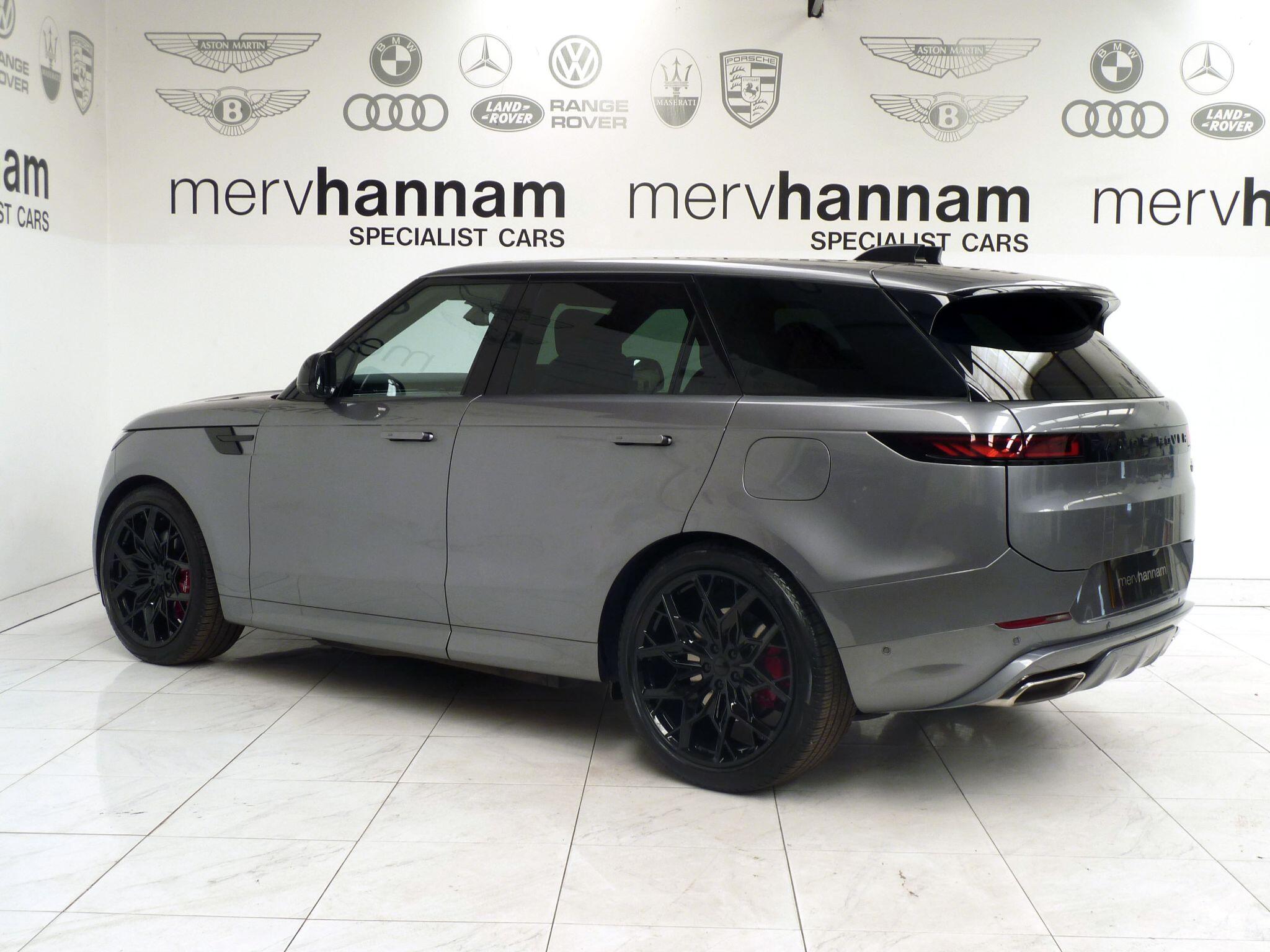 Land Rover Range Rover Sport 3.0 P440e 38.2kWh Dynamic SE   <br/><br/>BLACK PACK + 23in ALLOY WHEELS