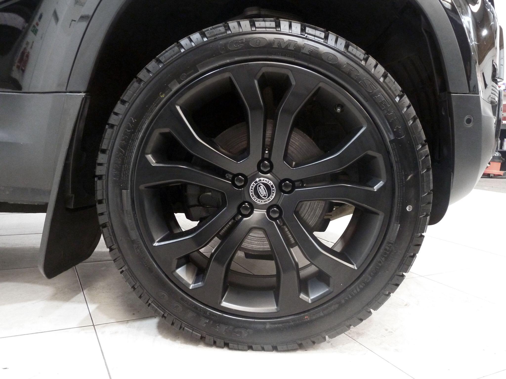 Land Rover Defender 90 3.0 D200  Hard Top SUV SWB   <br/><br/>SORRY NOW SOLD