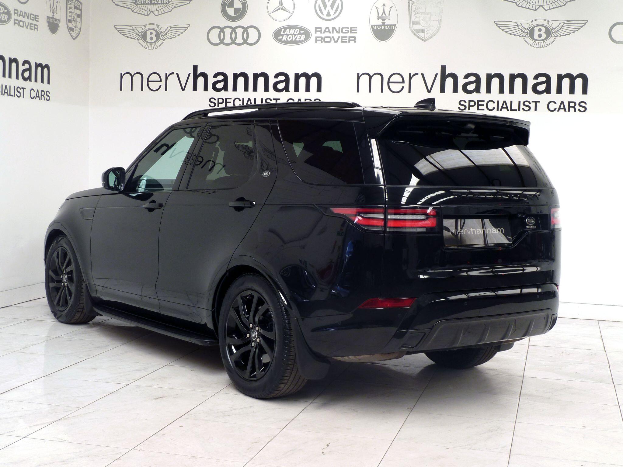 Land Rover Discovery 3.0 SD V6 HSE   <br/><br/>DYNAMIC DESIGN PACK + PAN ROOF
