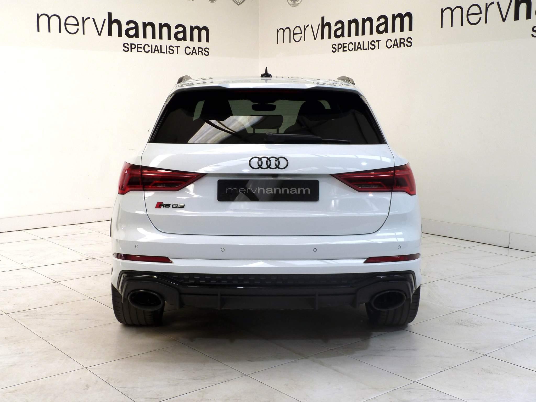 Audi RS Q3 2.5 TFSI S Tronic quattro   <br/><br/>BLACK PACK+CERAMIC BRAKES+B&O