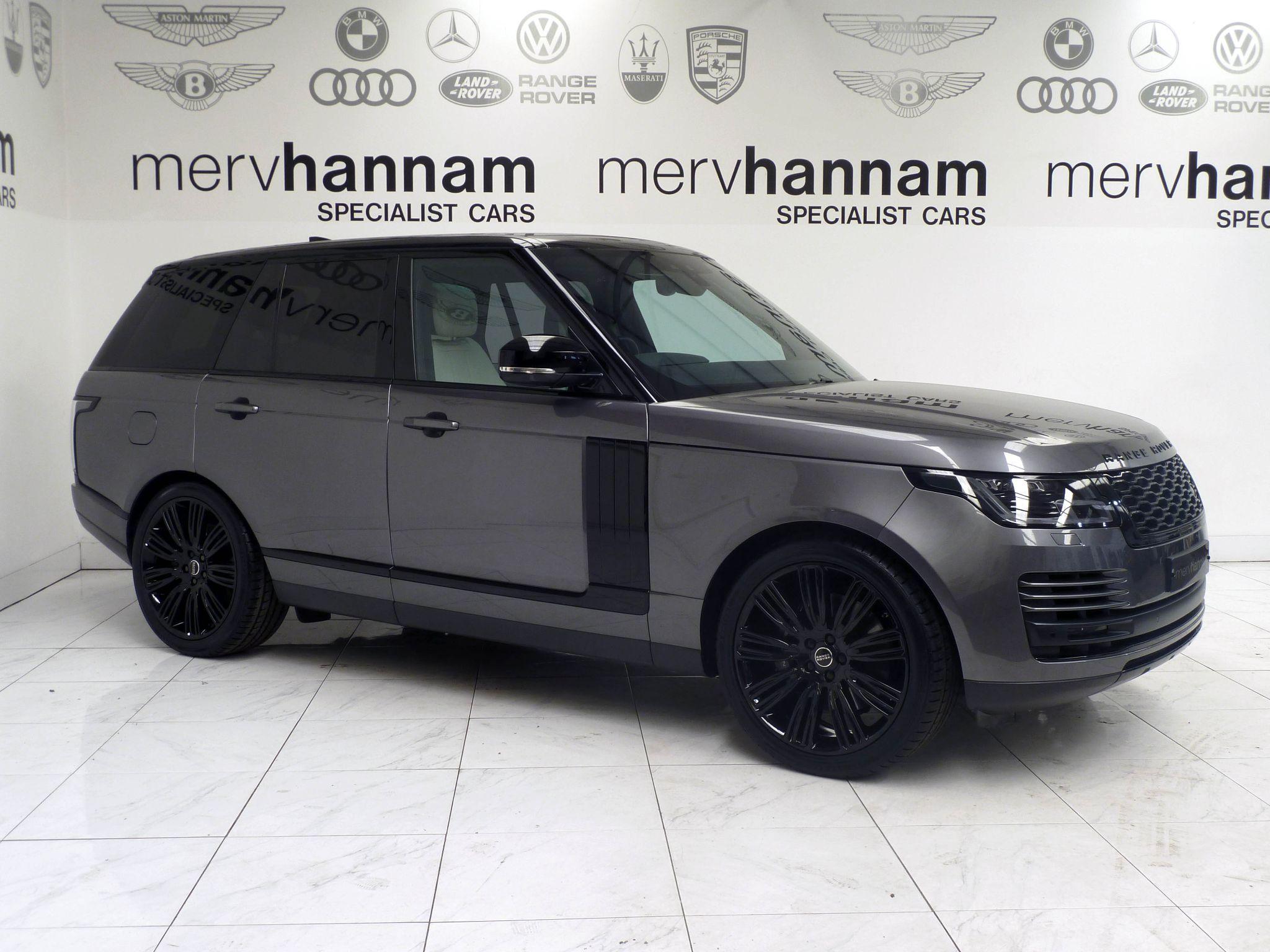 Land Rover Range Rover 3.0 SD V6 Vogue   <br/><br/>PAN ROOF + BLACK PACK + TV