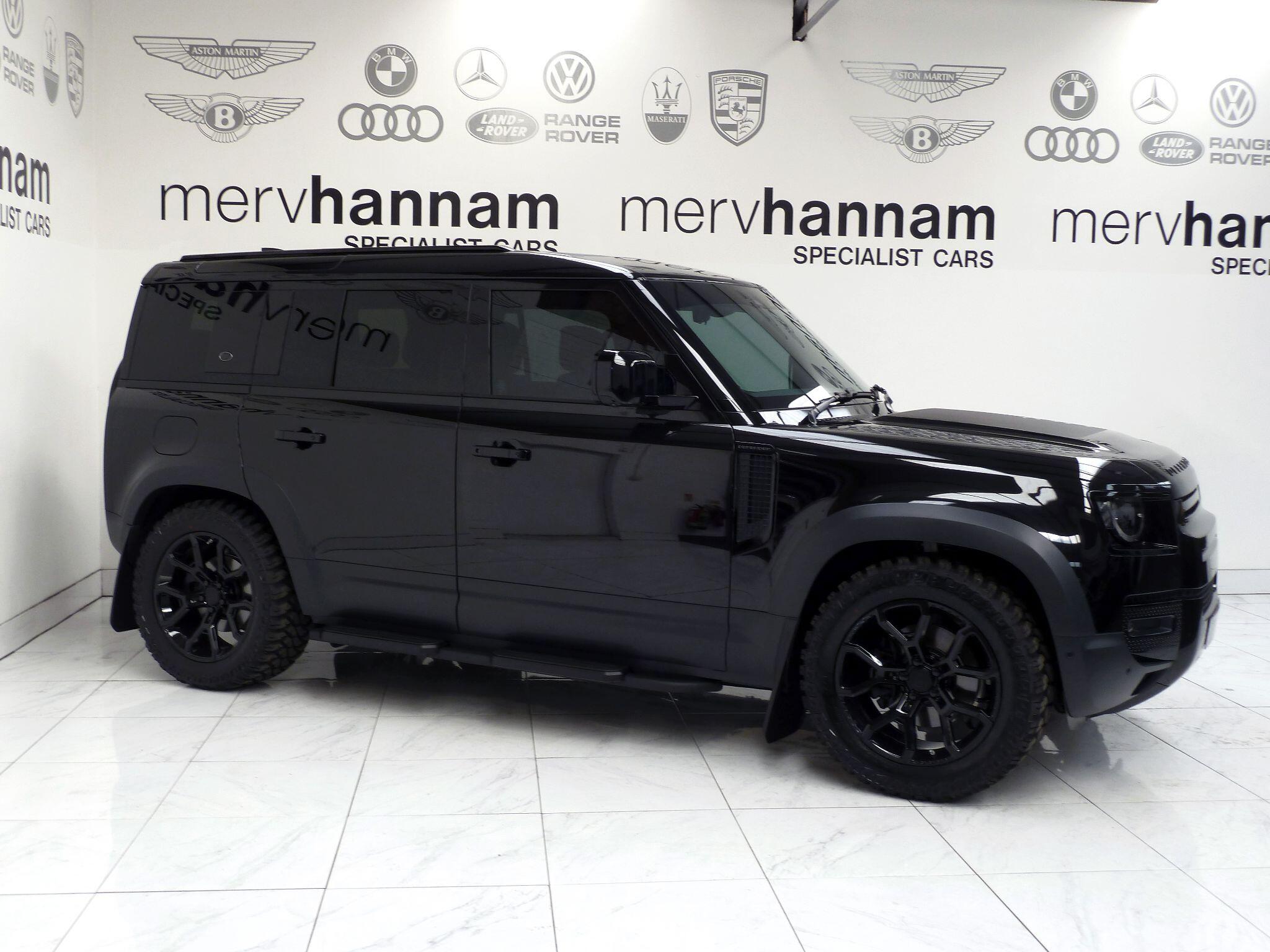 Land Rover Defender 110 2.0 SD4 SE   <br/><br/>PROJEX BLACK EDITION
