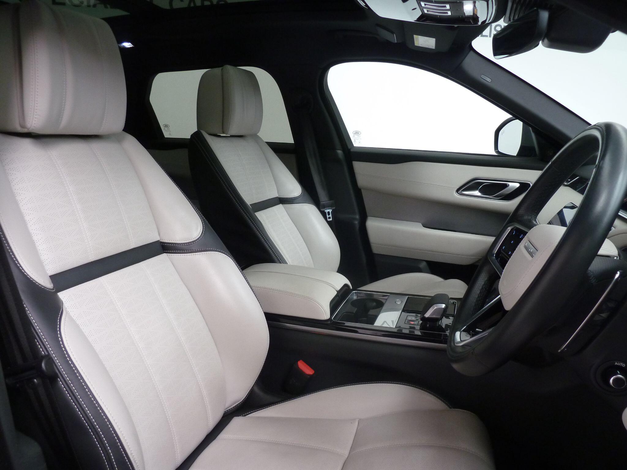 Land Rover Range Rover Velar 2.0 P400e 17.1kWh R-Dynamic HSE   <br/><br/>SLIDING PAN ROOF + BLACK PACK
