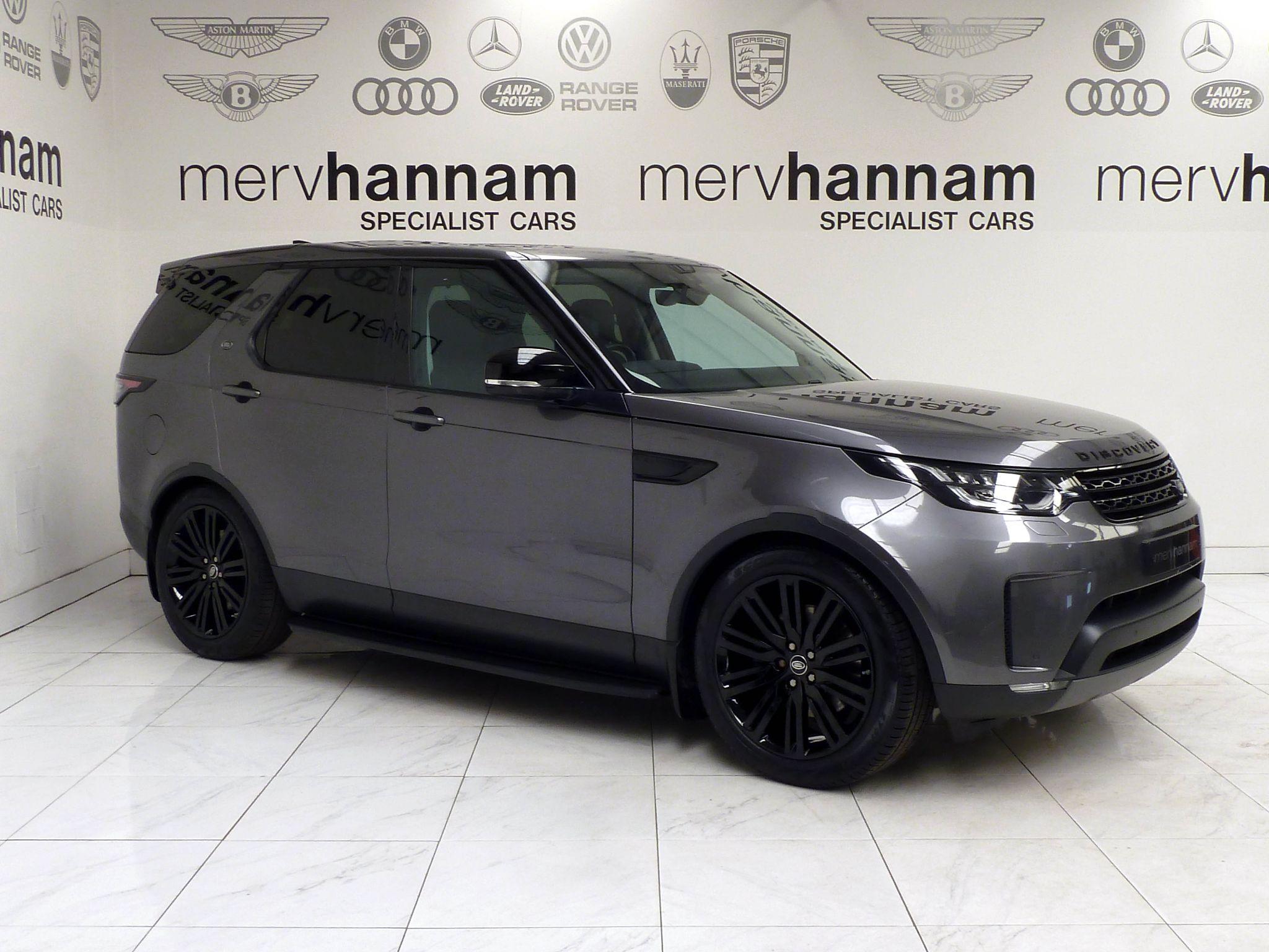 Land Rover Discovery 3.0 TD V6 SE   <br/><br/>BLACK PACK + STEPS + TOW BAR