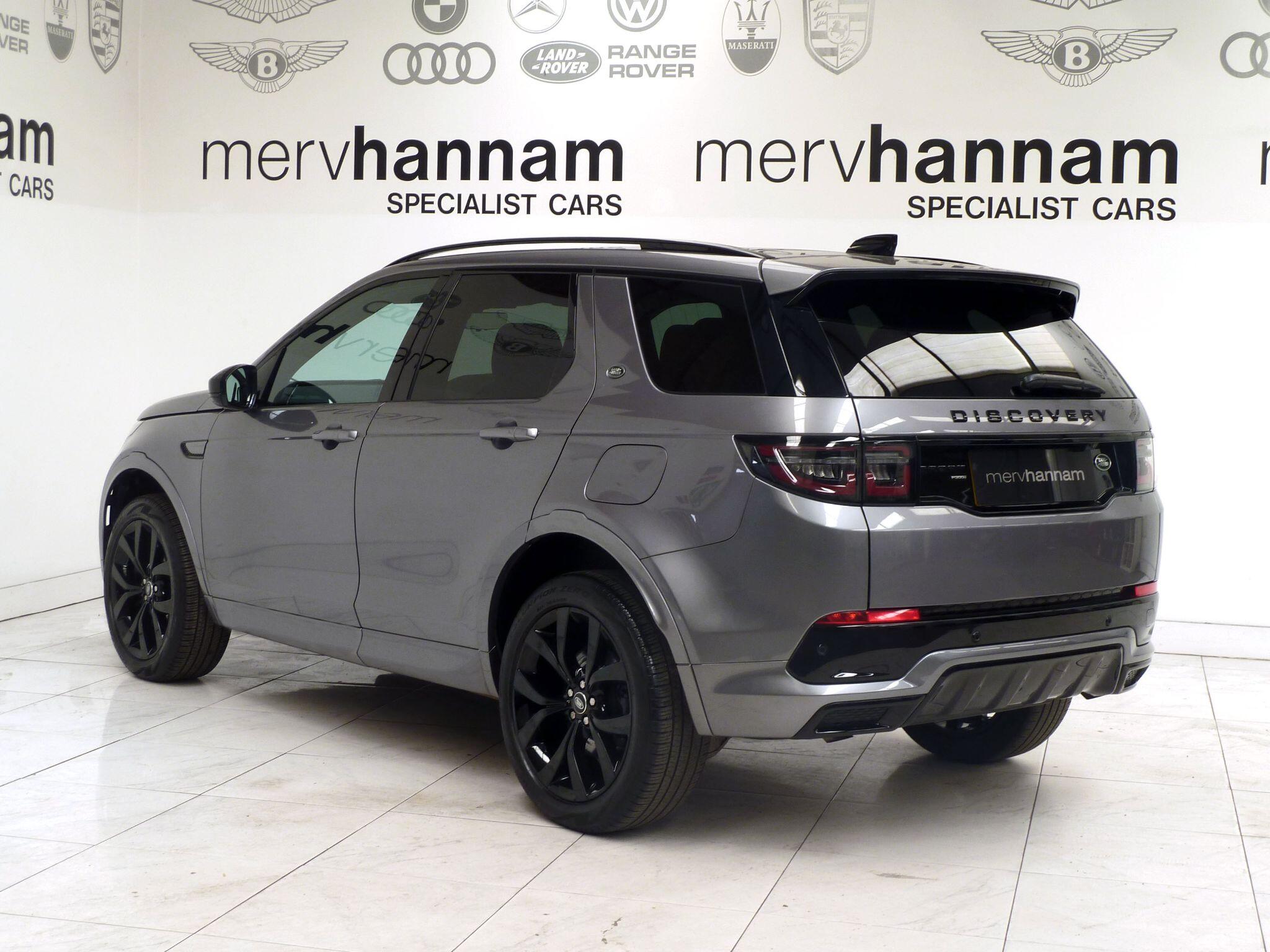 Land Rover Discovery Sport 1.5 P300e 12.2kWh Urban Edition   <br/><br/>PAN ROOF + BLACK PACK