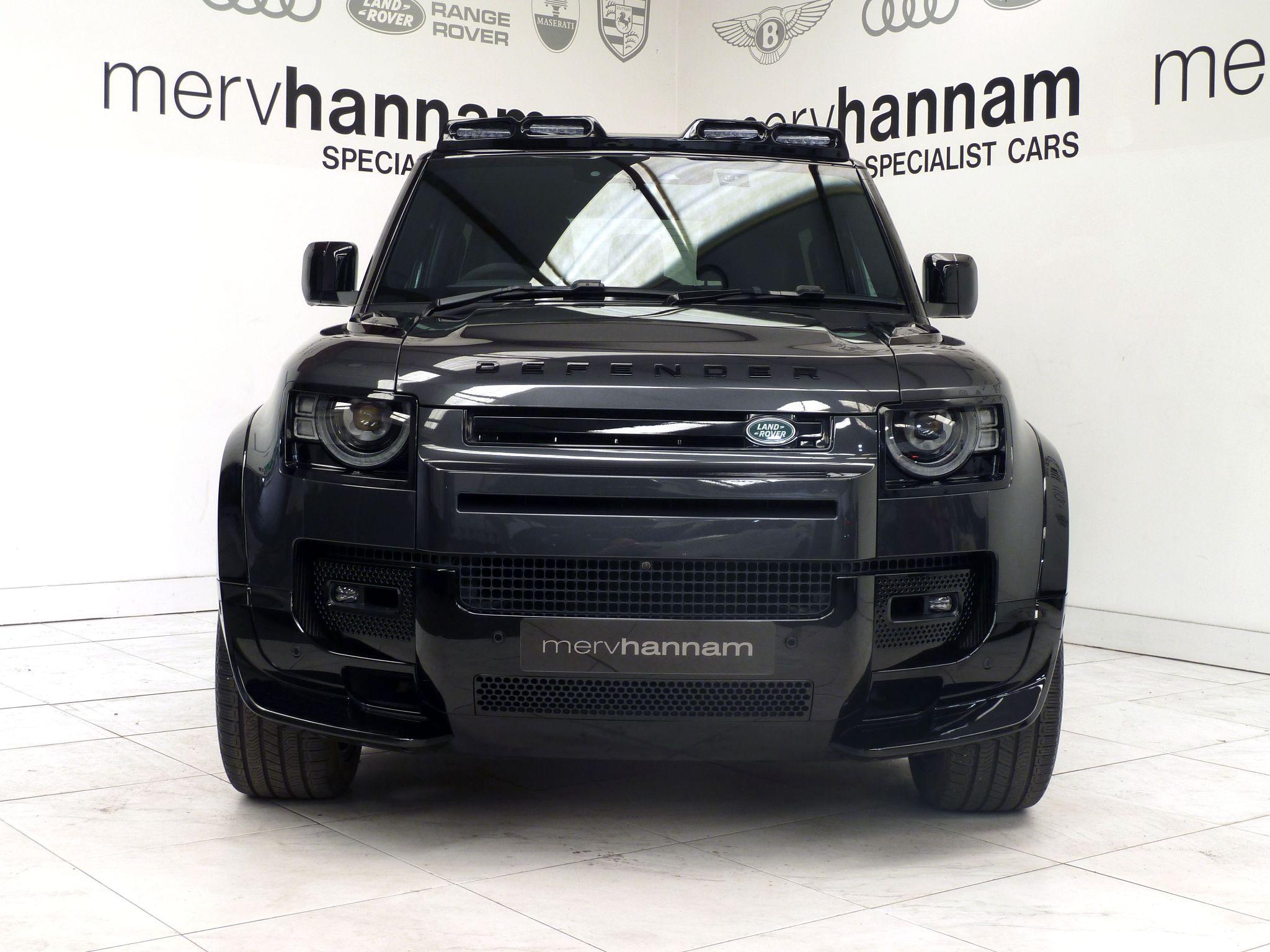 Land Rover Defender 90 5.0 P525 V8   <br/><br/>WIDETRACK +ROOF LIGHTS  +STEPS