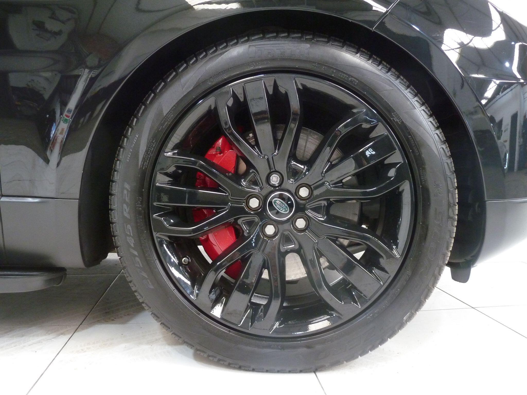 Land Rover Range Rover Sport 3.0 SD V6 HSE SUV  Diesel   (292 ps)<br/><br/>PAN ROOF + BLACK PACK + STEPS