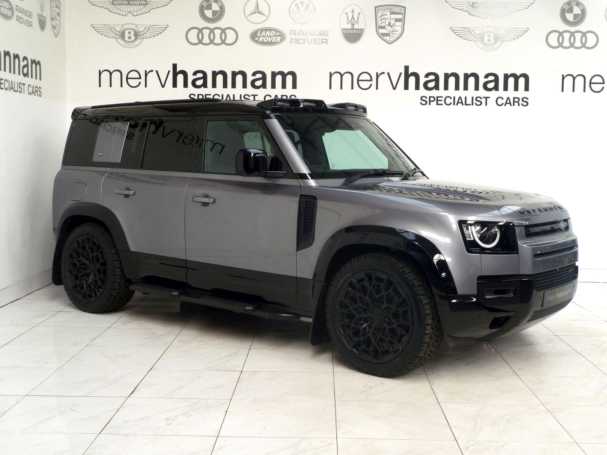 Land Rover Defender 110 2.0 P400e 15.4kWh X-Dynamic S   <br/><br/>HAWKE EIGER EDITION + 6 SEATS