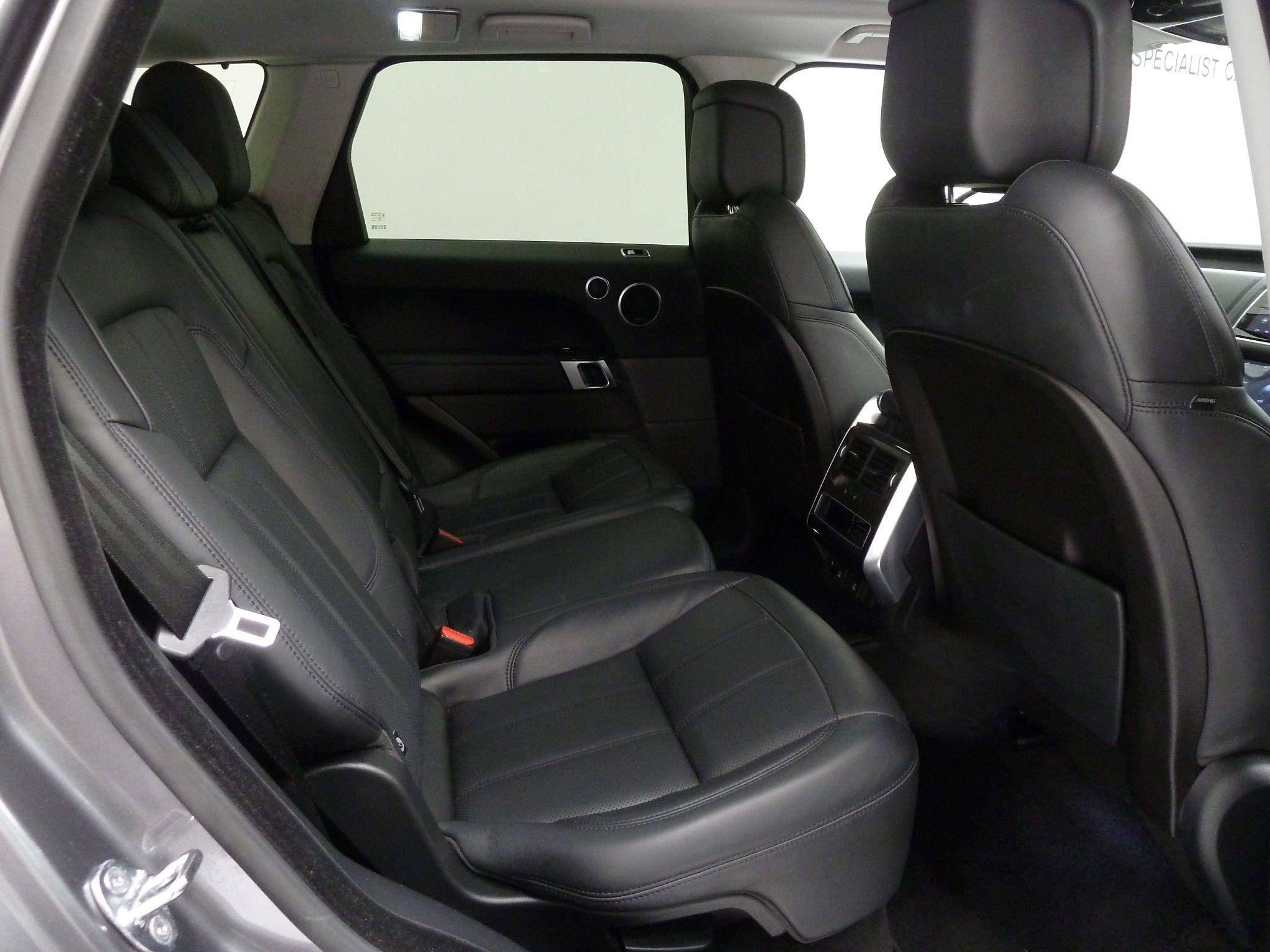 Land Rover Range Rover Sport 3.0 D250  HSE   <br/><br/>AUTOBIOGRAPHY PACK + 7 SEATS