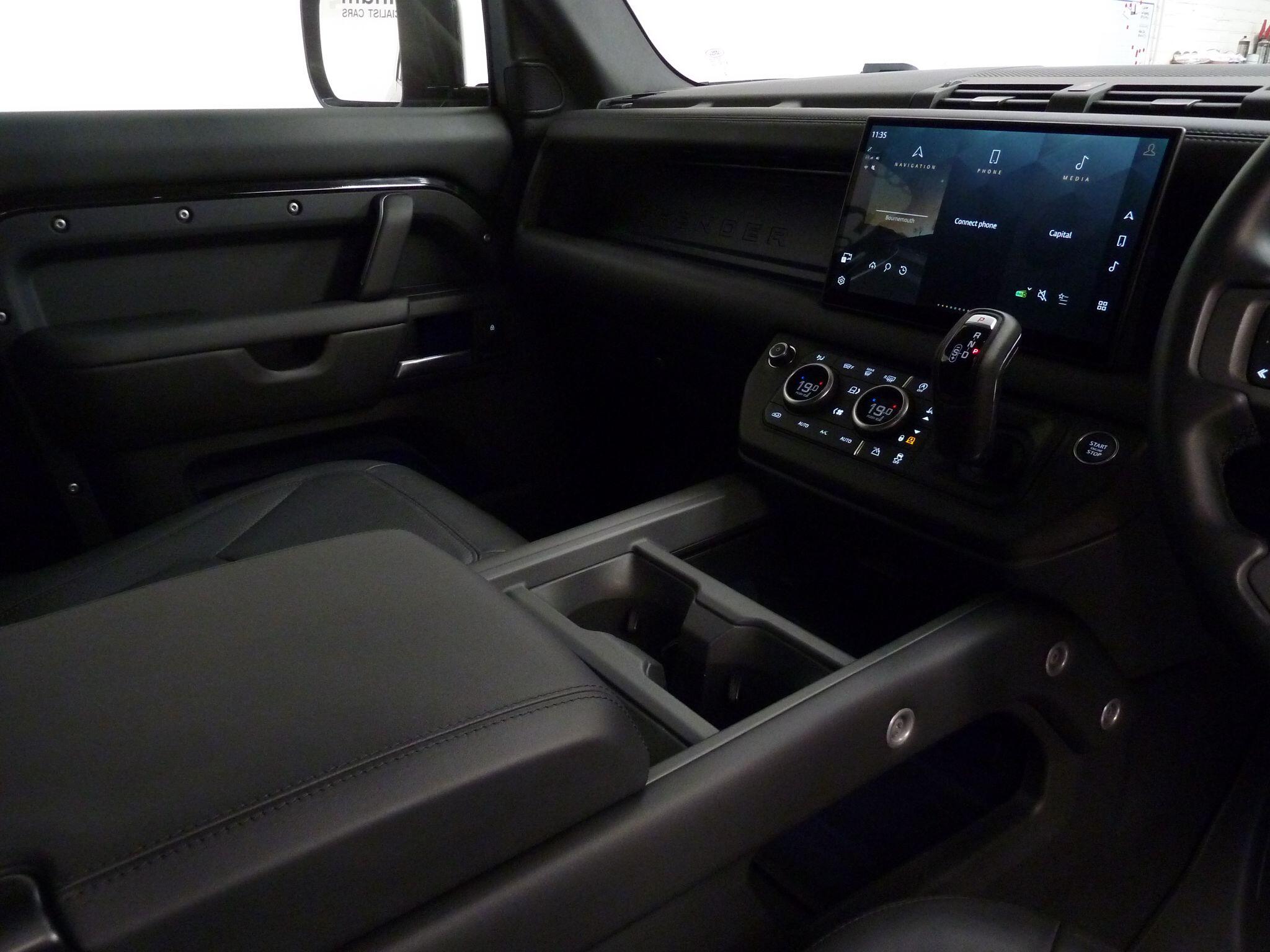 Land Rover Defender 90 3.0 D350  X-Dynamic HSE Hard Top SUV SWB   <br/><br/>HAWKE BLACK EDITION 57990 +VAT