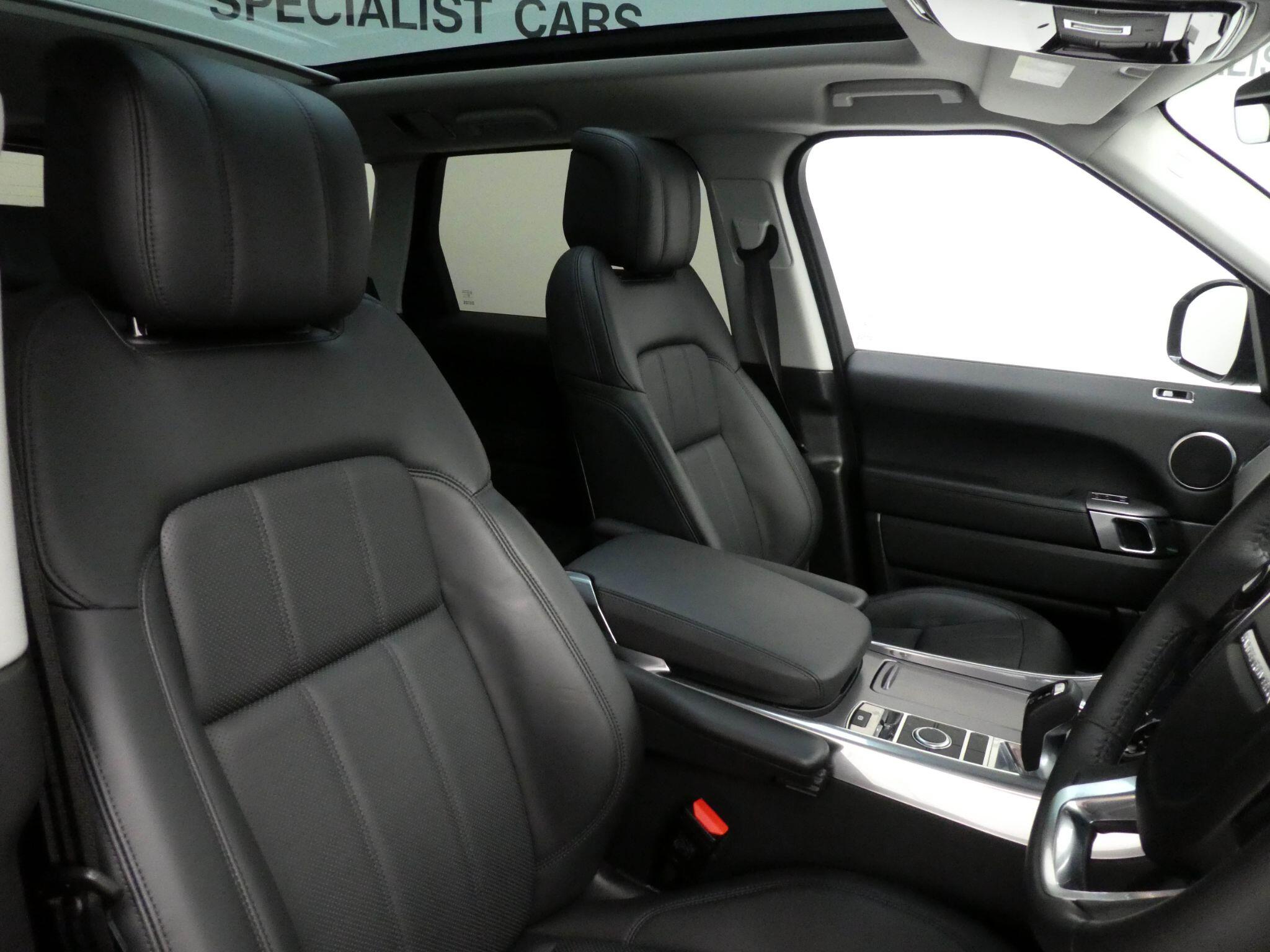 Land Rover Range Rover Sport 2.0 P300 HSE SUV  Petrol   (300 ps)<br/><br/>AUTOBIOGRAPHY PACK + PAN ROOF