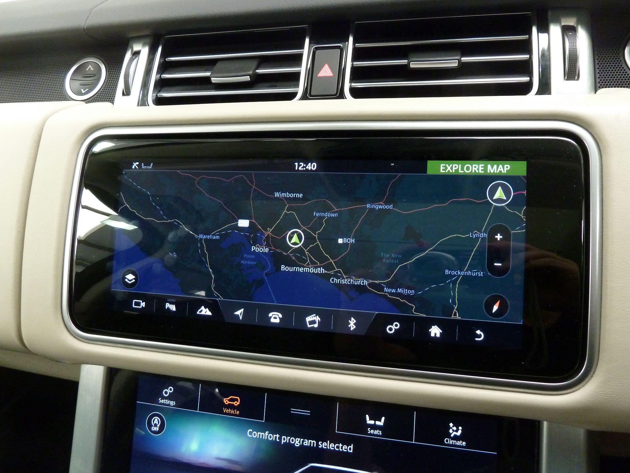 Land Rover Range Rover 3.0 SD V6 Vogue SUV  Diesel   (275 ps)<br/><br/>SVO EXTERIOR DESIGN PACK