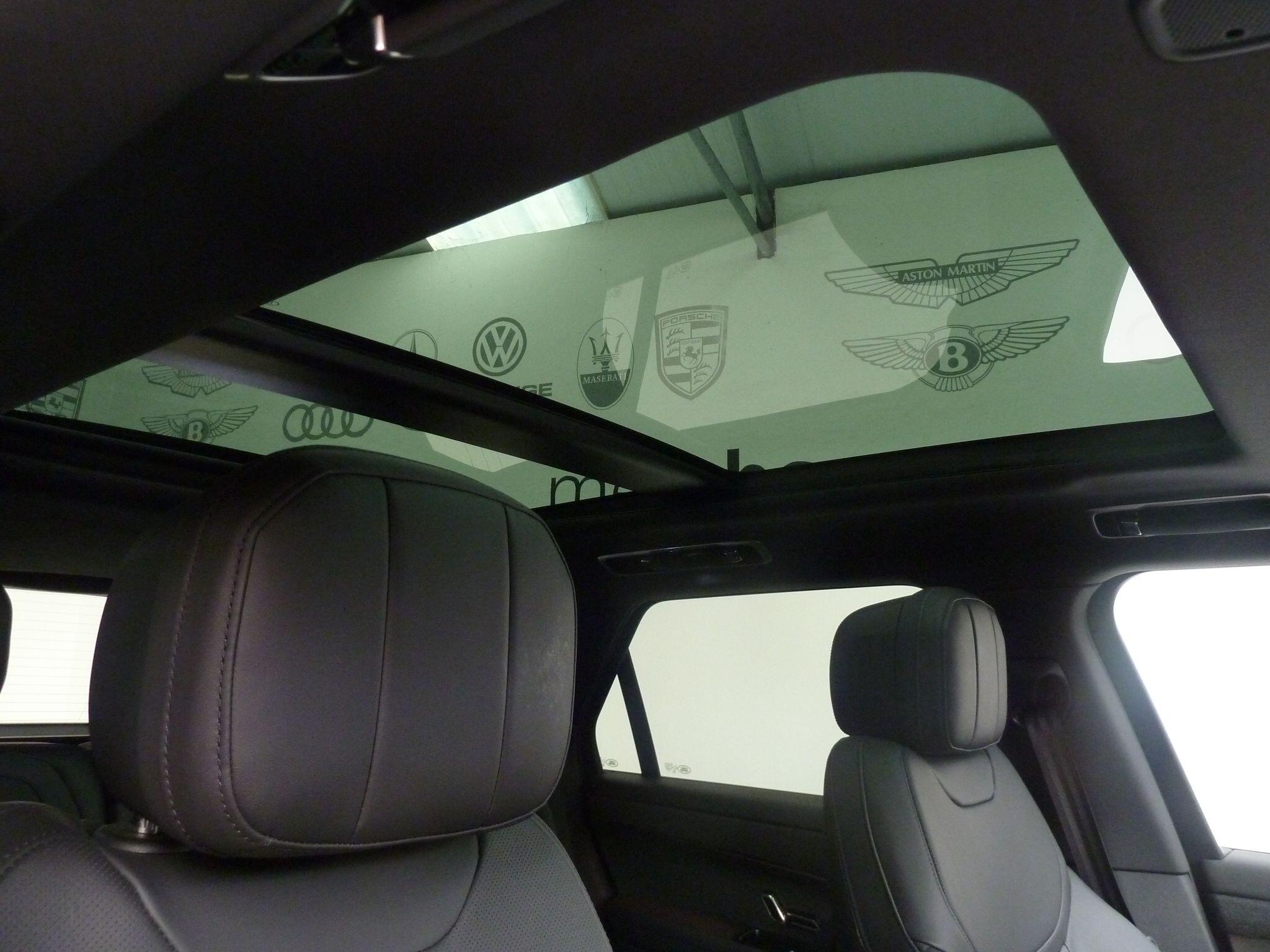 Land Rover Range Rover Sport 3.0   Dynamic SE   <br/><br/>SLIDING PAN ROOF + BLACK PACK