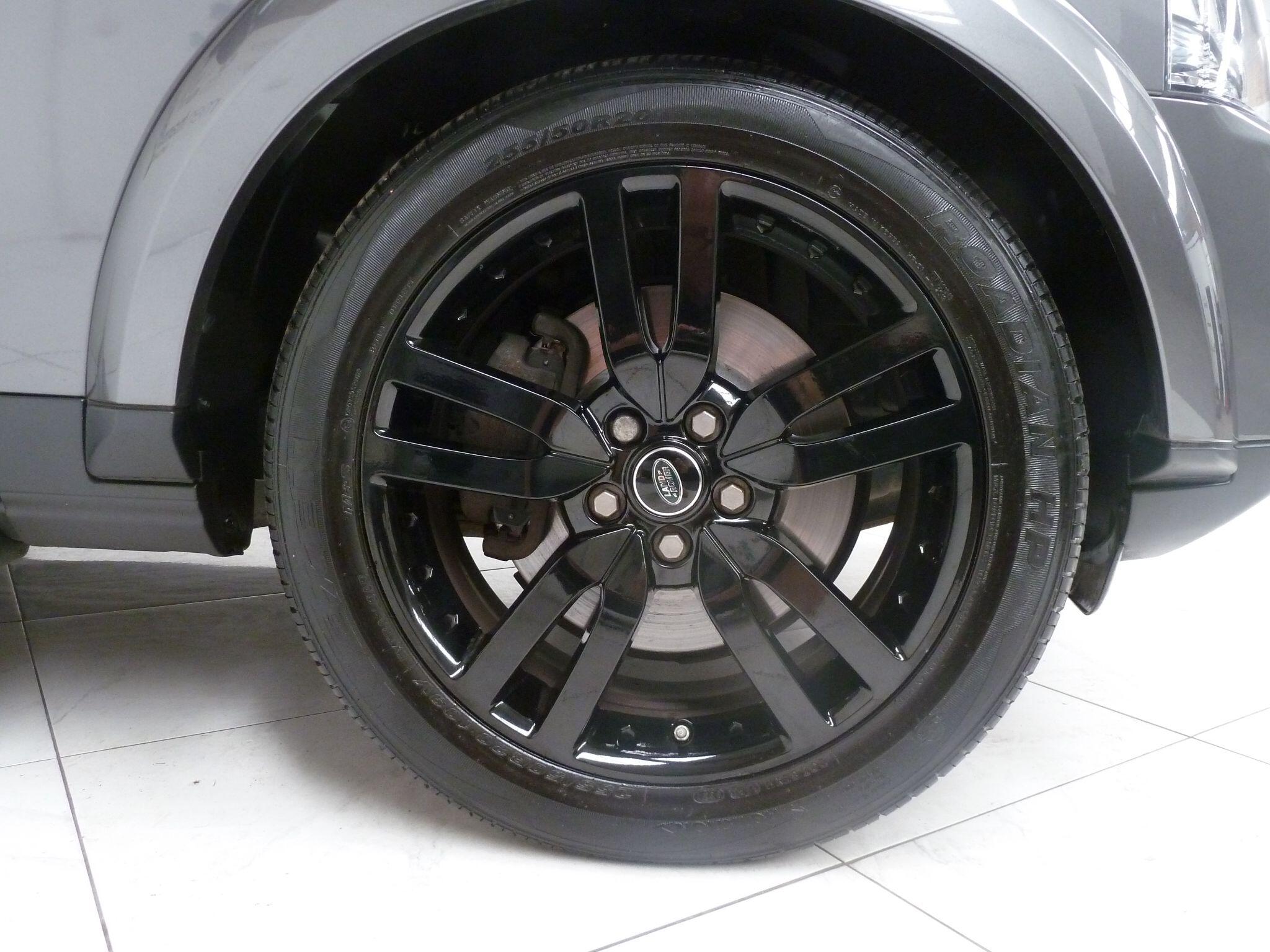 Land Rover Discovery 4 3.0 SD V6 HSE   <br/><br/>SUNROOF + BLACK PACK + 1 OWNER