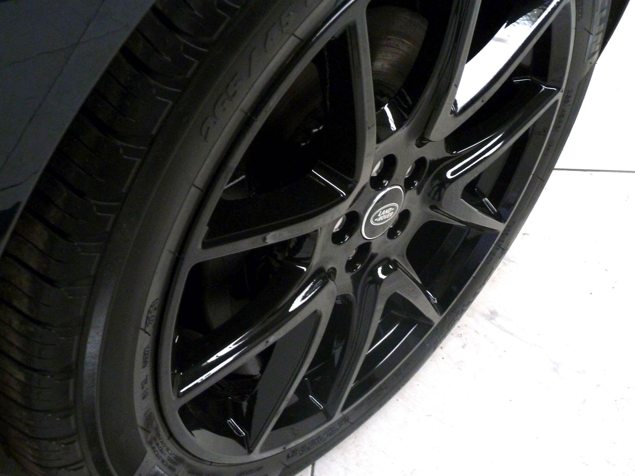 Land Rover Range Rover Velar 3.0   R-Dynamic HSE   <br/><br/>BLACK PACK + AIR SUSPENSION