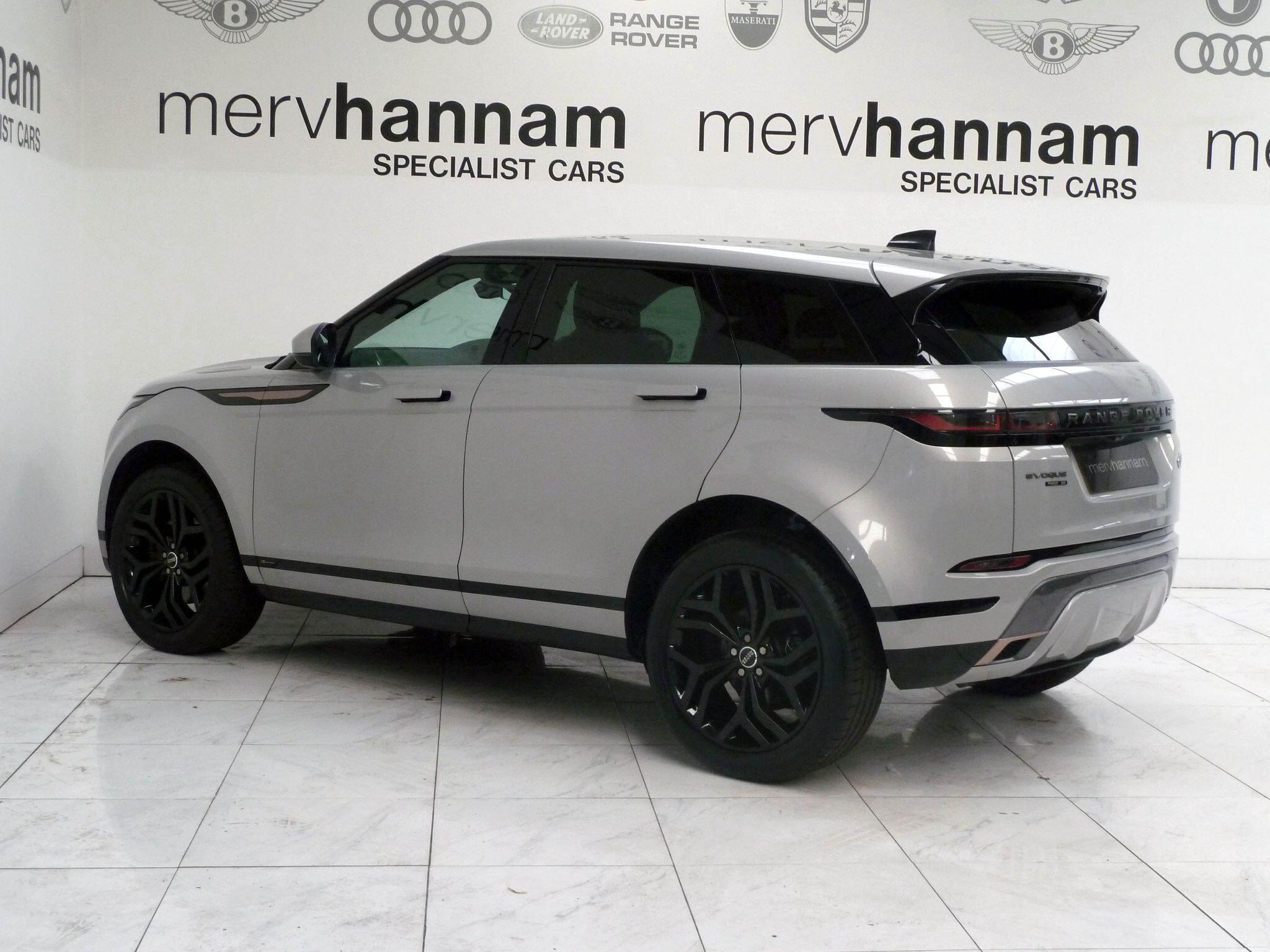 Land Rover Range Rover Evoque 2.0 P200  R-Dynamic SE   <br/><br/>HEATED WHEEL + REVERSE  CAMERA
