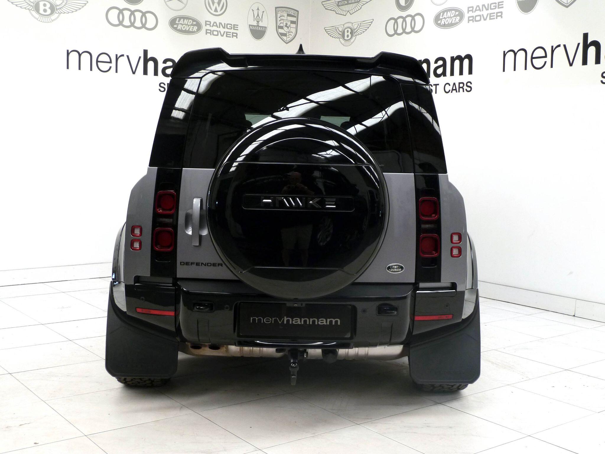 Land Rover Defender 110 3.0 D250  X-Dynamic SE   <br/><br/>HAWKE EIGER EDITION 110
