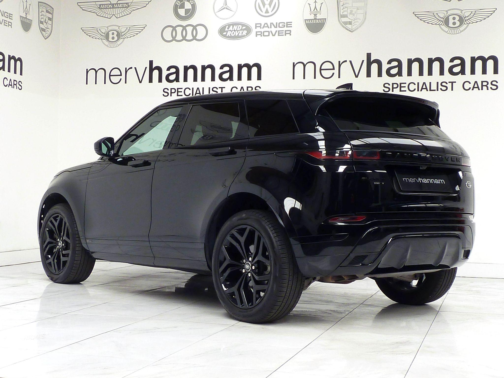 Land Rover Range Rover Evoque 2.0 D180  R-Dynamic SE   <br/><br/>PAN ROOF + BLACK DESIGN PACK