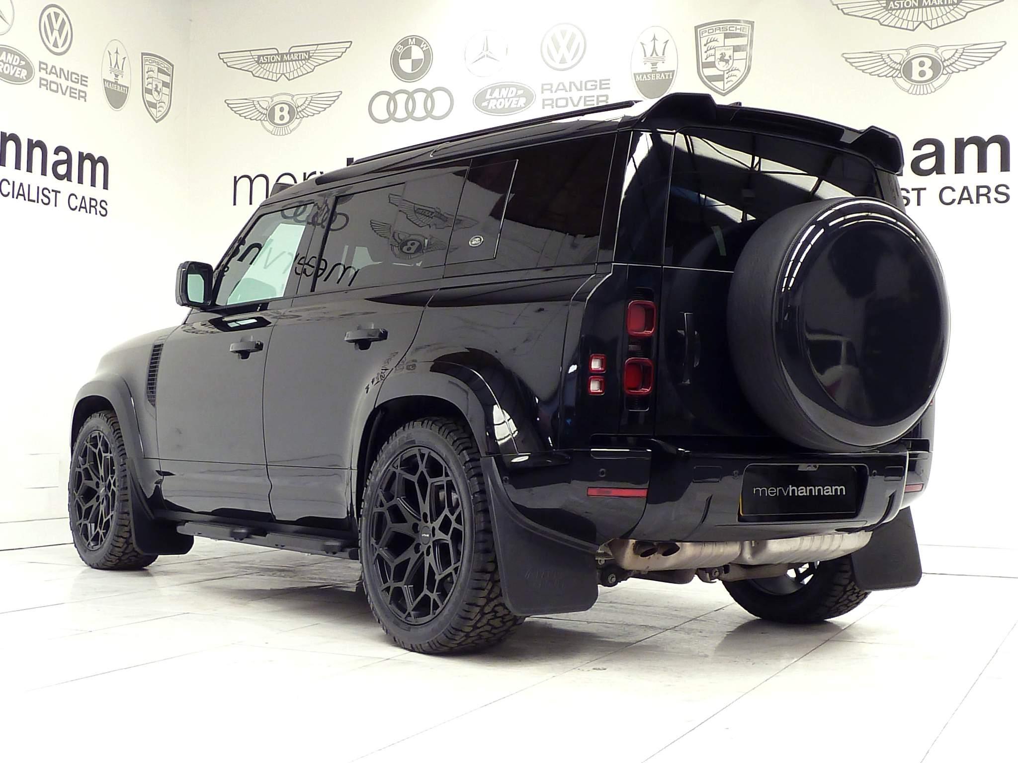 Land Rover Defender 110 3.0 D250  SE   <br/><br/>VELARE BLACK EDITION