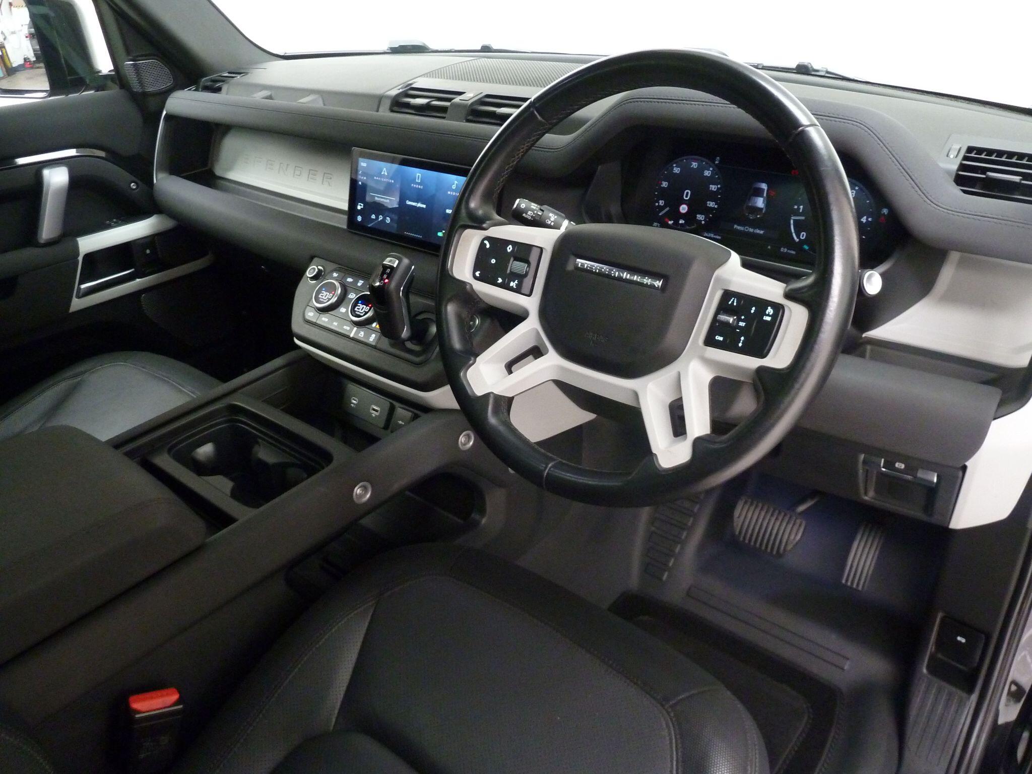 Land Rover Defender 110 3.0 D250  SE SUV  Diesel   (250 ps)<br/><br/>HAWKE BLACK EDITION