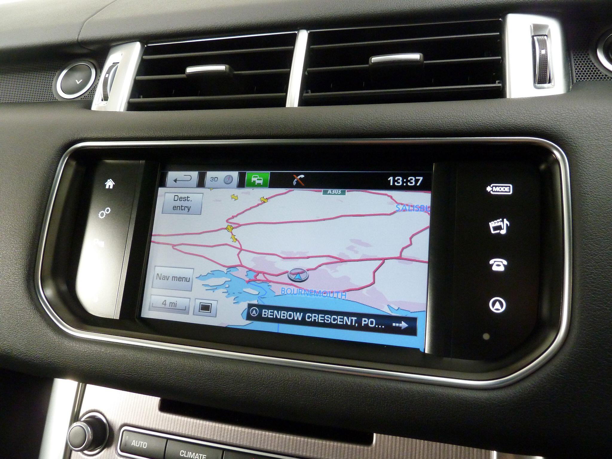 Land Rover Range Rover Sport 3.0 SD V6 HSE SUV  Diesel   (292 ps)<br/><br/>PAN ROOF + BLACK PACK + STEPS