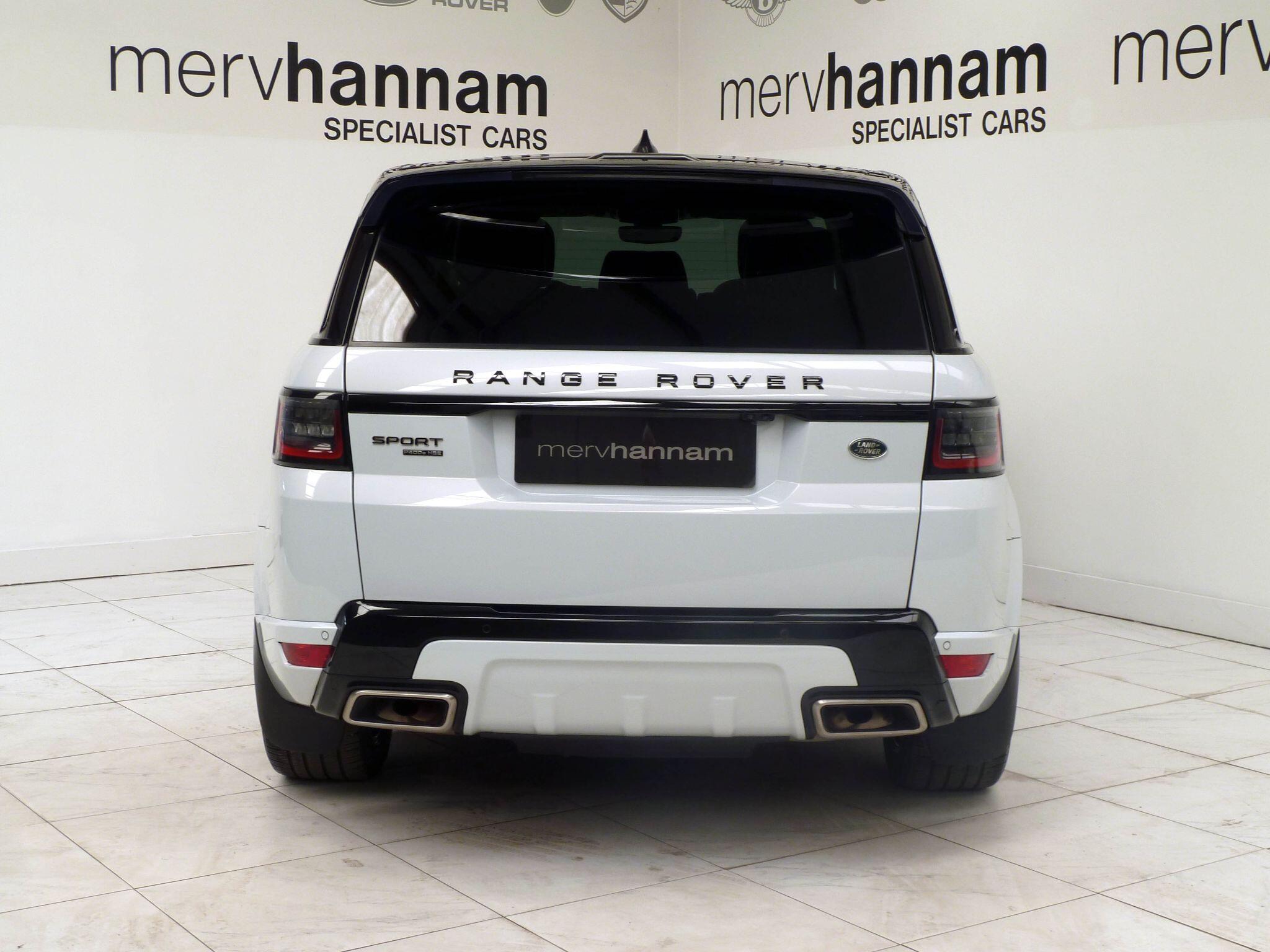 Land Rover Range Rover Sport 2.0 P400e  HSE Dynamic   <br/><br/>PAN ROOF + BLACK PACK + STEPS