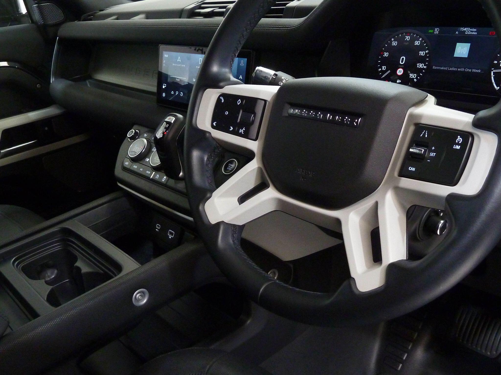 Land Rover Defender 110 3.0   SE   <br/><br/>HAWKE BLACK EDITION