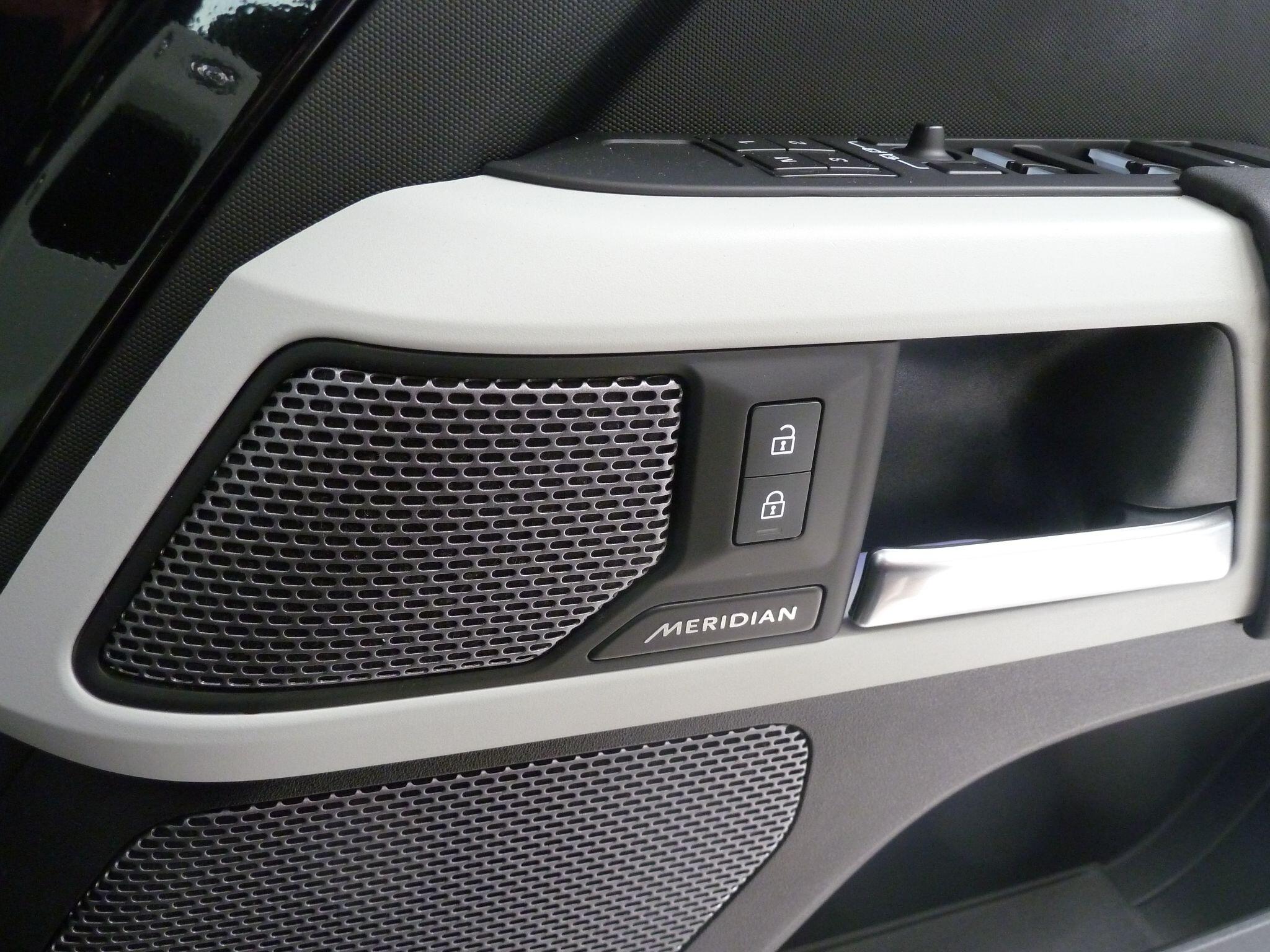 Land Rover Defender 110 3.0 D250  XS Edition   <br/><br/>HAWKE BLACK EDITION