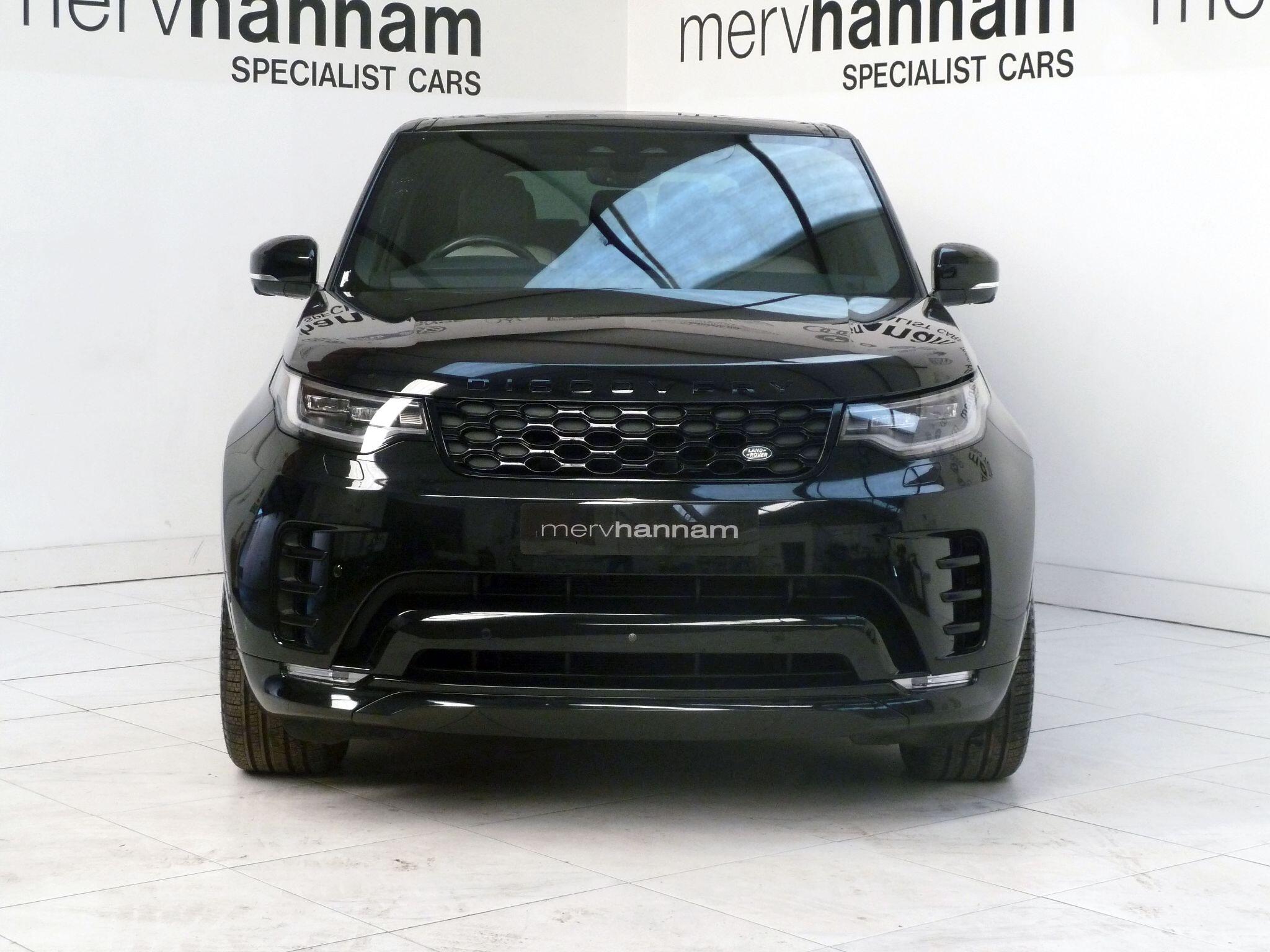Land Rover Discovery 3.0 D250  R-Dynamic S   <br/><br/>BLACK EXTERIOR PACKAGE