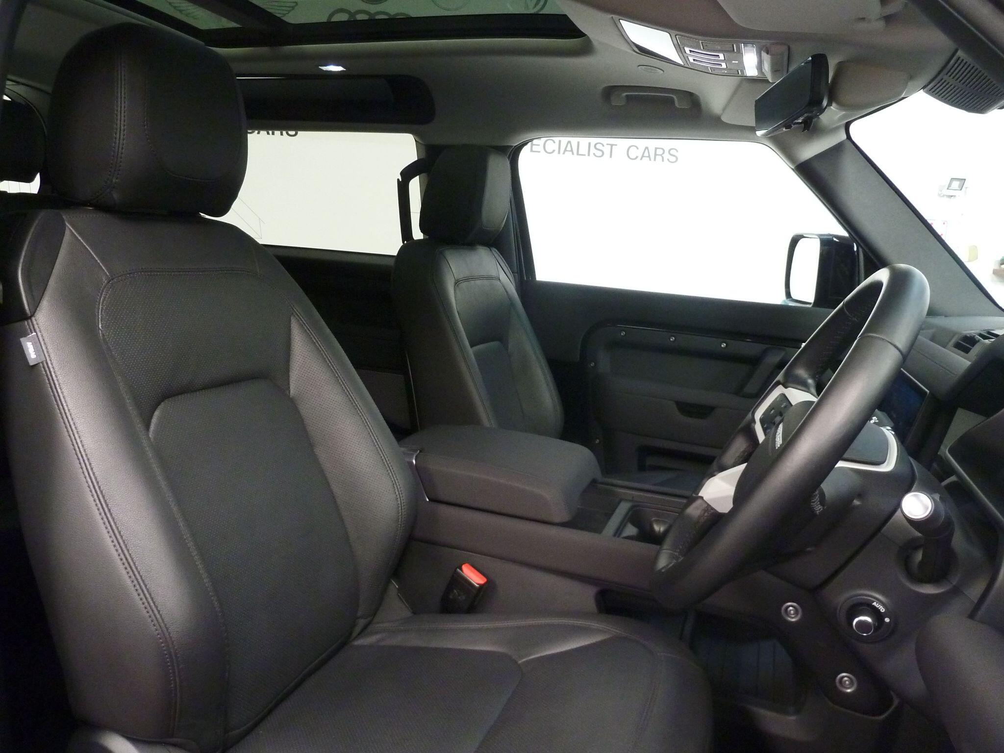 Land Rover Defender 90 3.0 P400  XS Edition SUV  Petrol   (400 ps)<br/><br/>HAWKE BLACK EDITION 90