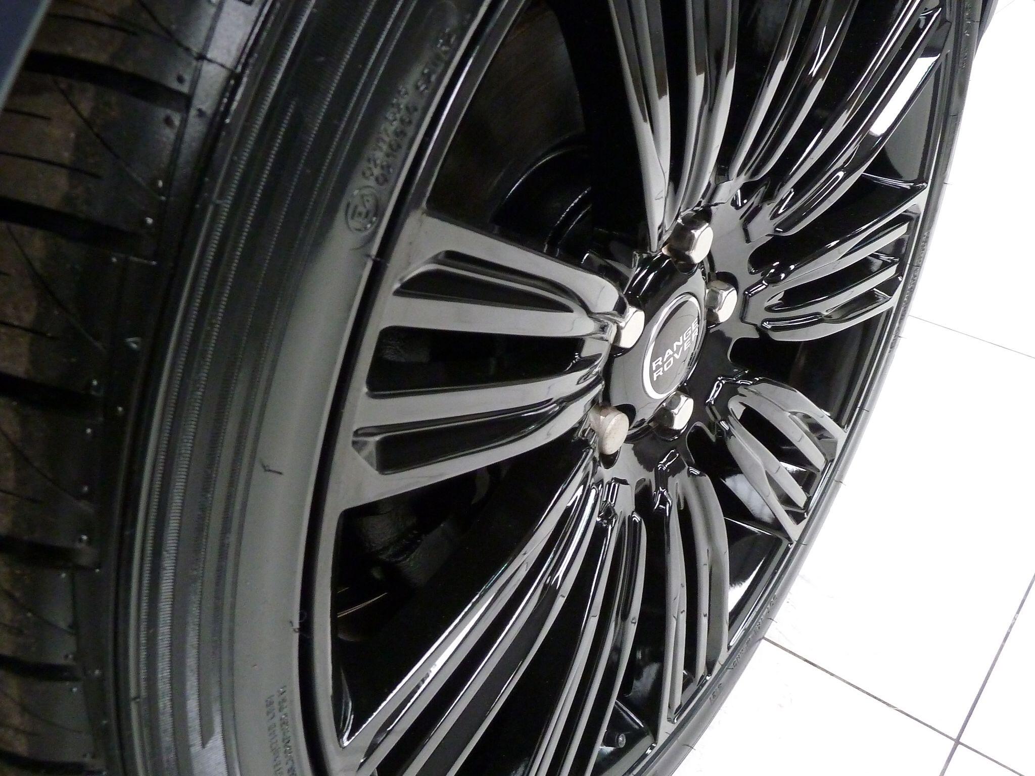 Land Rover Range Rover Sport 3.0 D250  HSE   <br/><br/>AUTOBIOGRAPHY DESIGN PACKAGE