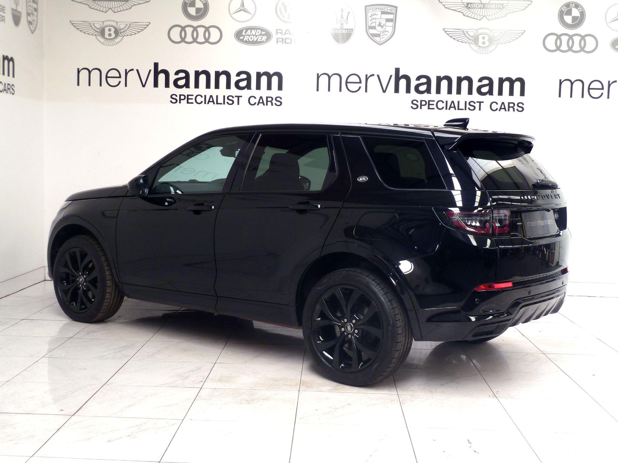 Land Rover Discovery Sport 1.5 P300e 12.2kWh Urban Edition   <br/><br/>PAN ROOF + BLACK PACK