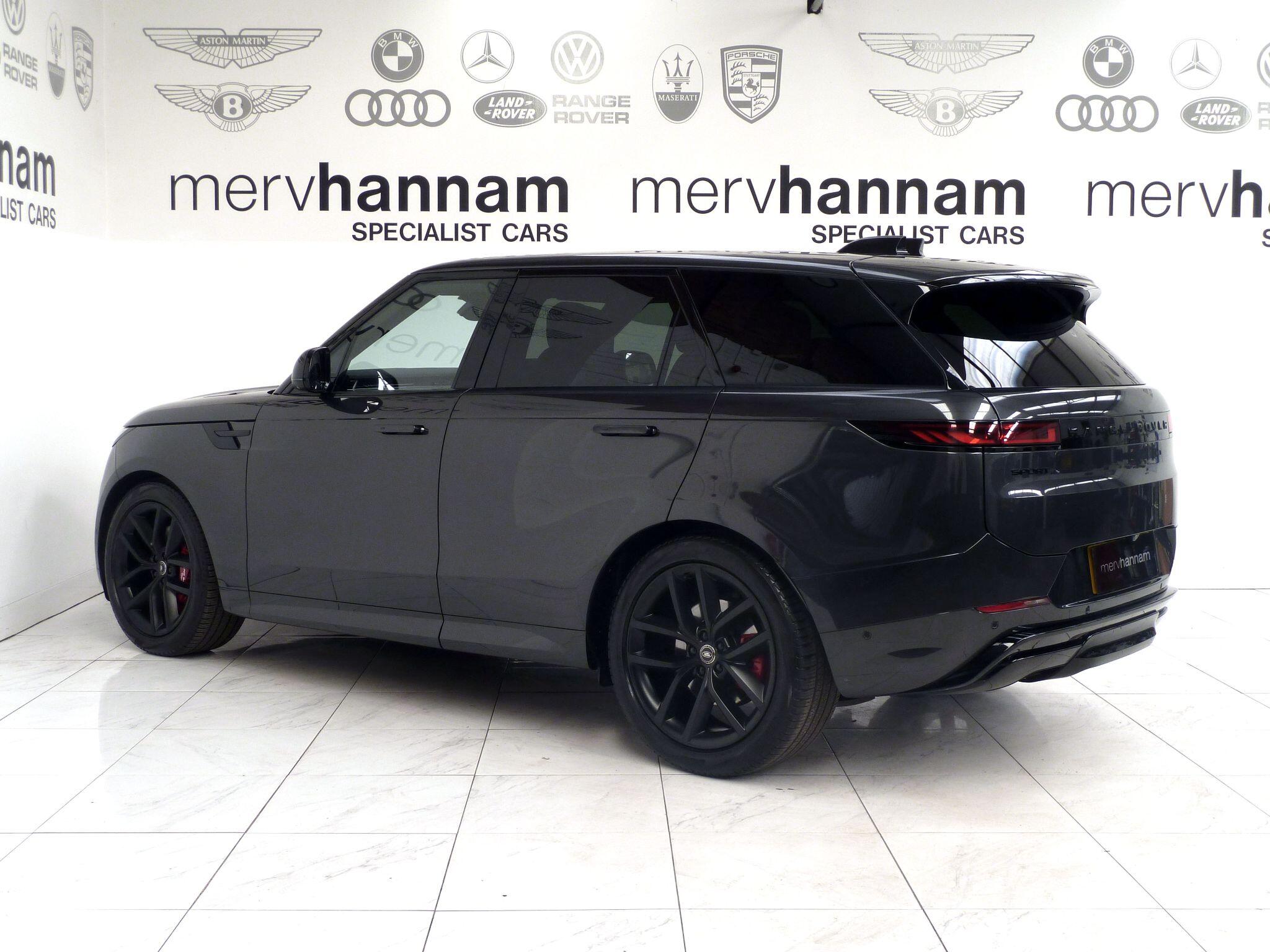 Land Rover Range Rover Sport 3.0   Dynamic SE   <br/><br/>SLIDING PAN ROOF + BLACK PACK