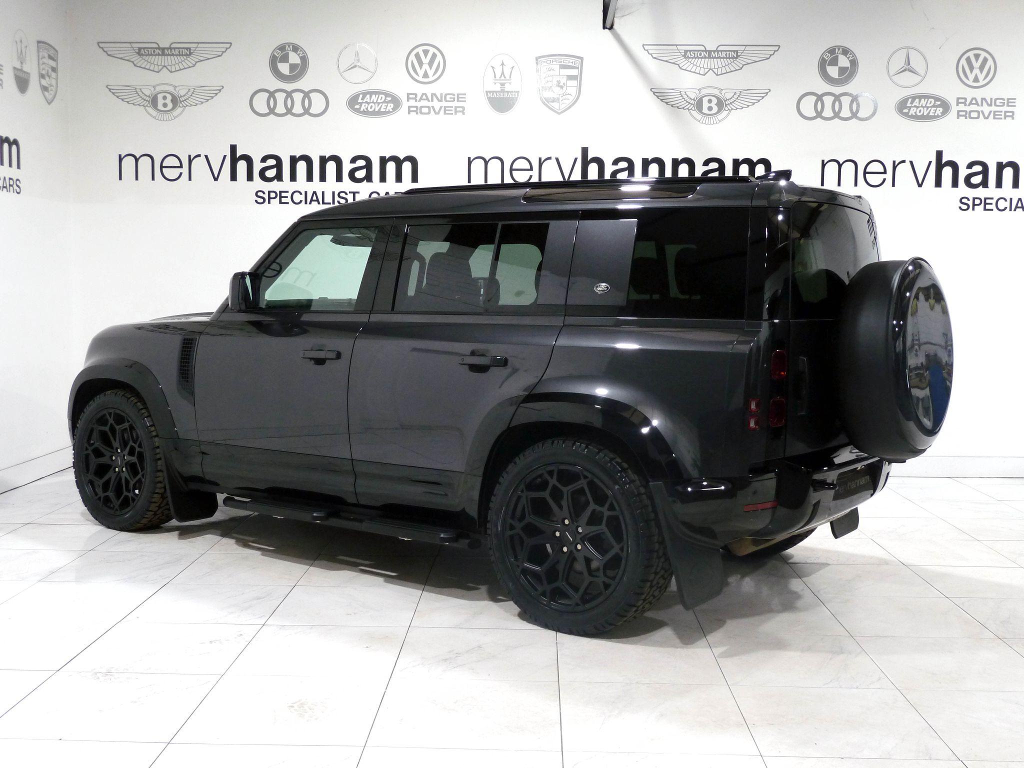 Land Rover Defender 110 3.0 D250  X-Dynamic S   <br/><br/>HAWKE CARPATHIAN EDITION