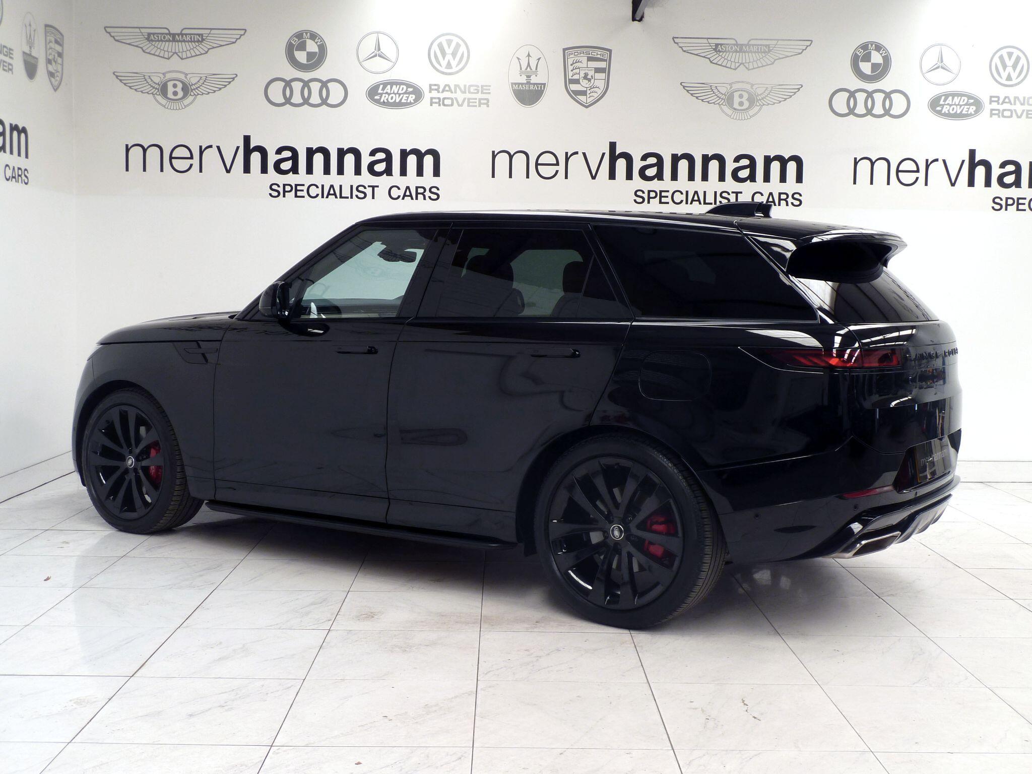 Land Rover Range Rover Sport 3.0 P460e 38.2kWh Dynamic SE   <br/><br/>23″ ALLOY WHEELS + BLACK PACK